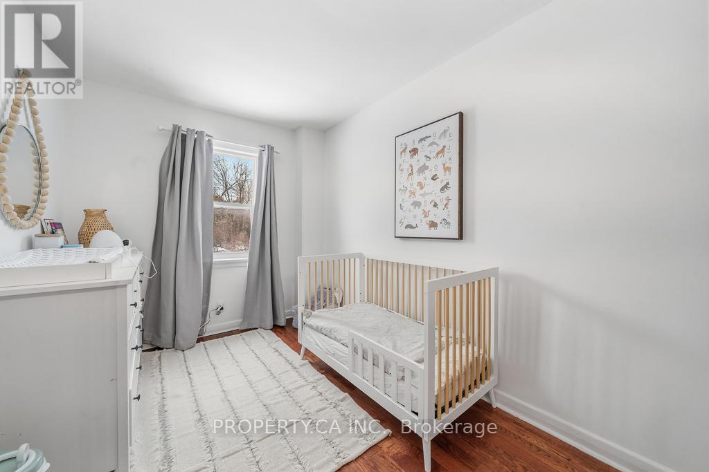 146 King Edward Avenue, Toronto, Ontario  M4C 5J8 - Photo 19 - E12796906