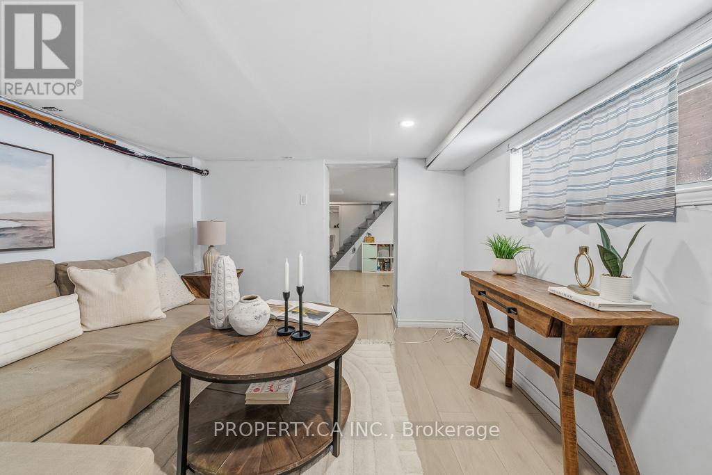 146 King Edward Avenue, Toronto, Ontario  M4C 5J8 - Photo 27 - E12796906