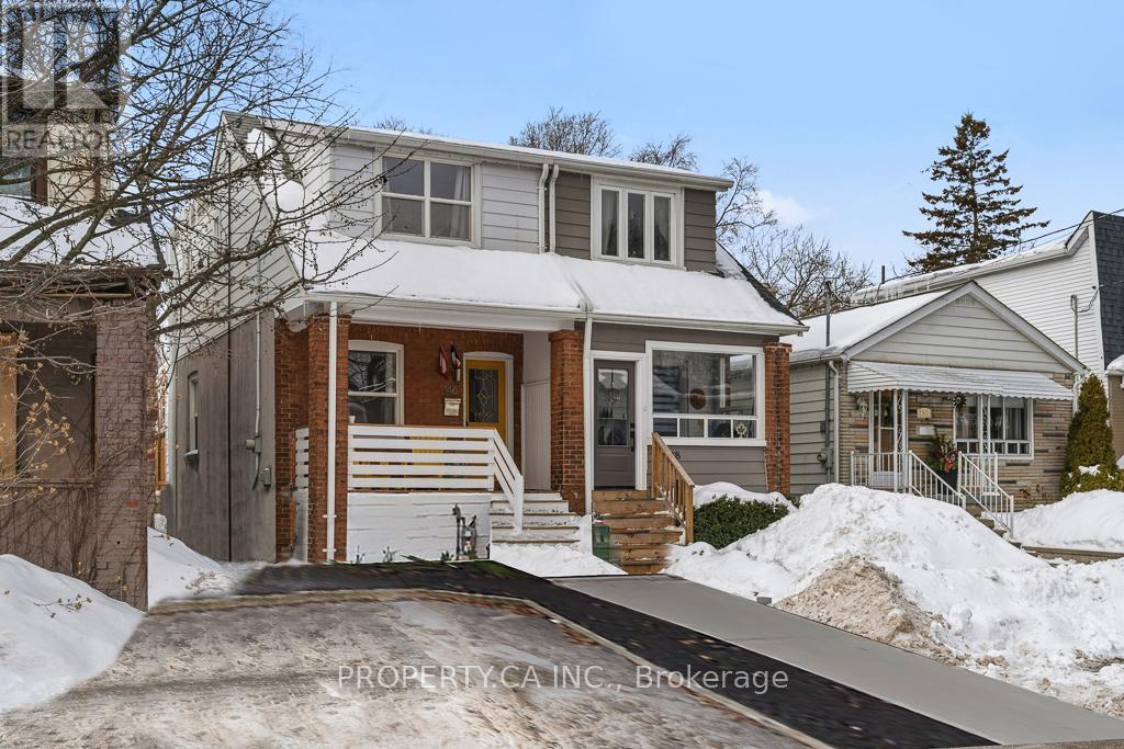 146 King Edward Avenue, Toronto, Ontario  M4C 5J8 - Photo 3 - E12796906