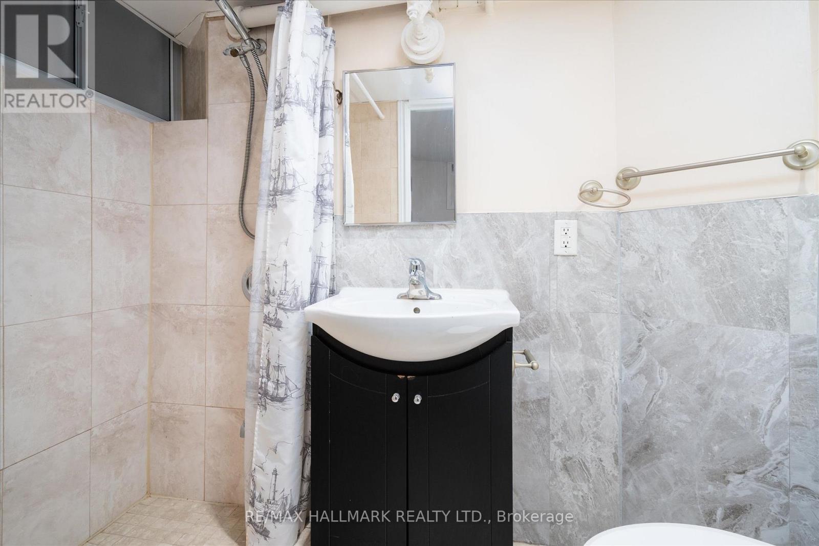 Basement - 222 Wineva Avenue, Toronto (The Beaches), Ontario  M4E 2T4 - Photo 11 - E12796990
