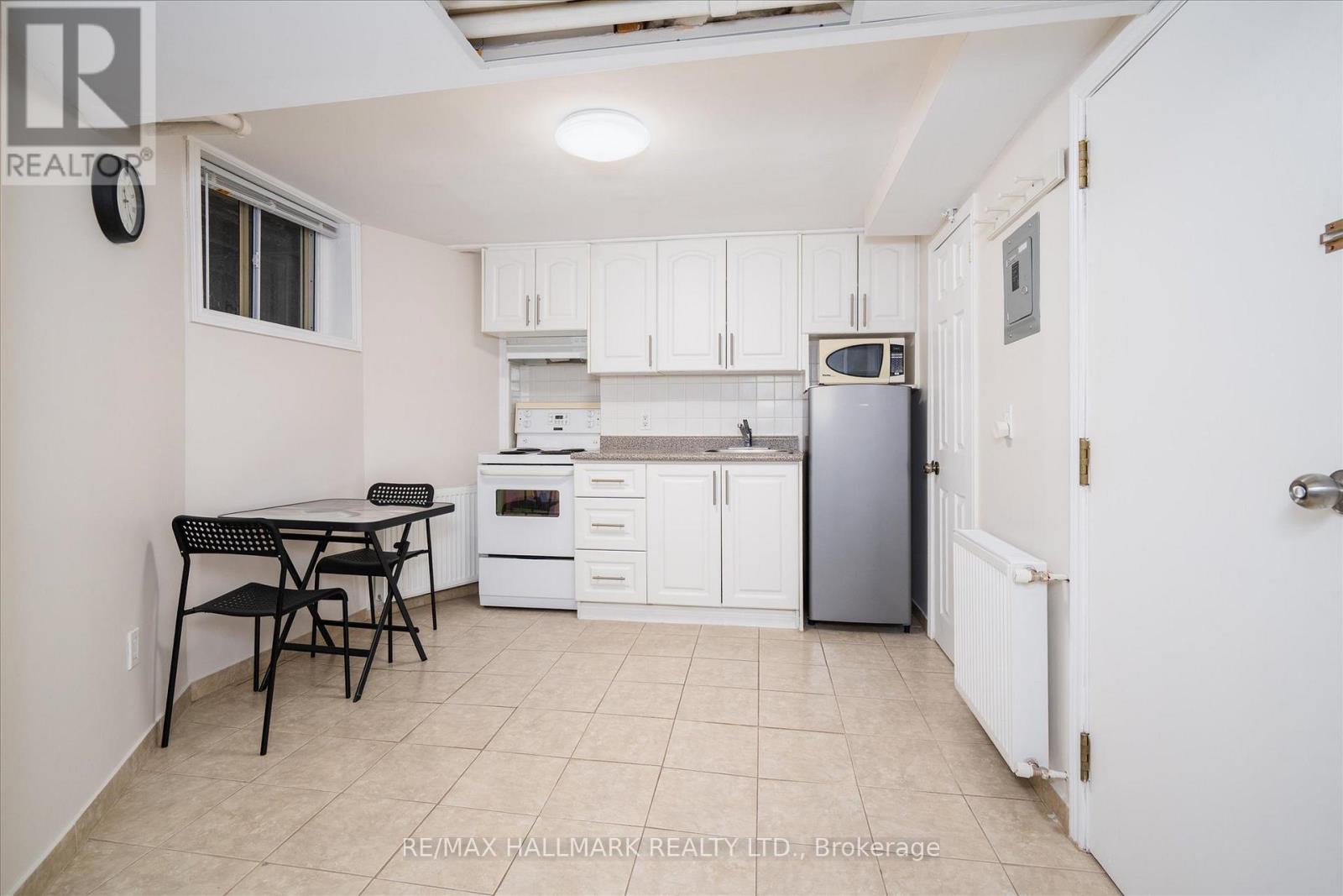 Basement - 222 Wineva Avenue, Toronto (The Beaches), Ontario  M4E 2T4 - Photo 4 - E12796990