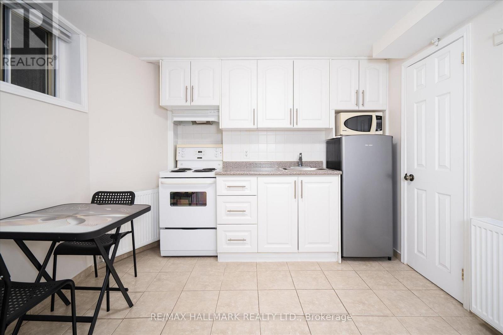 Basement - 222 Wineva Avenue, Toronto (The Beaches), Ontario  M4E 2T4 - Photo 5 - E12796990