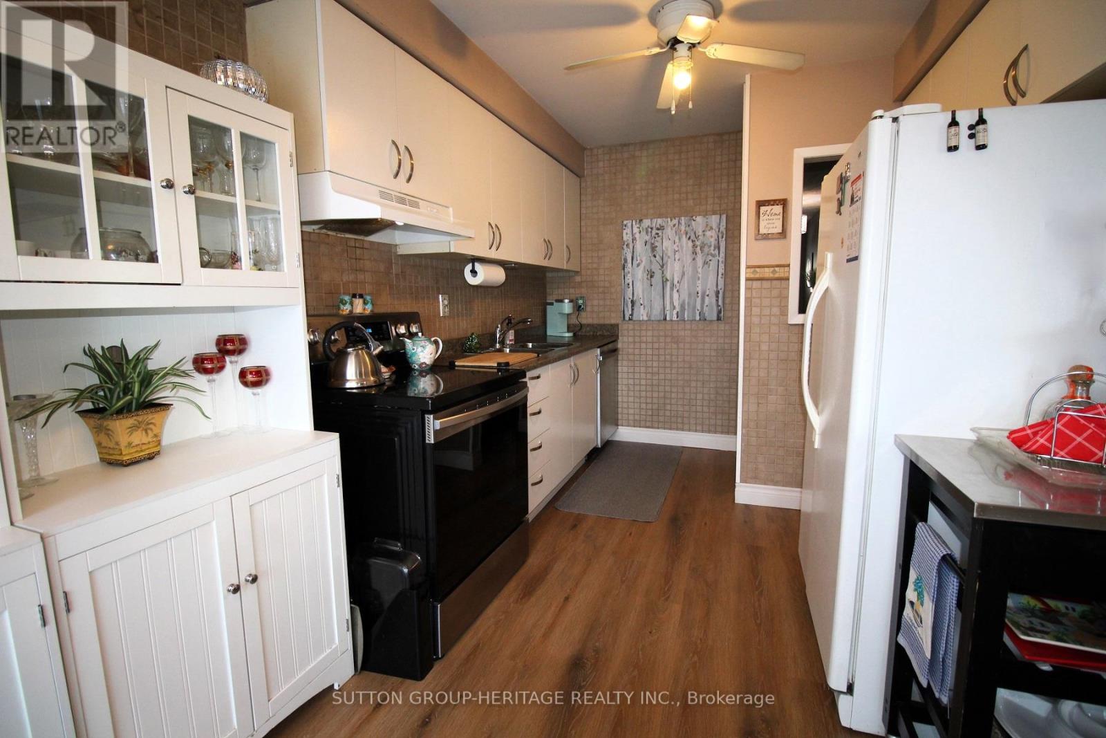 56 Parker Crescent, Ajax, Ontario L1S 3R5 - Photo 5 - E12797008