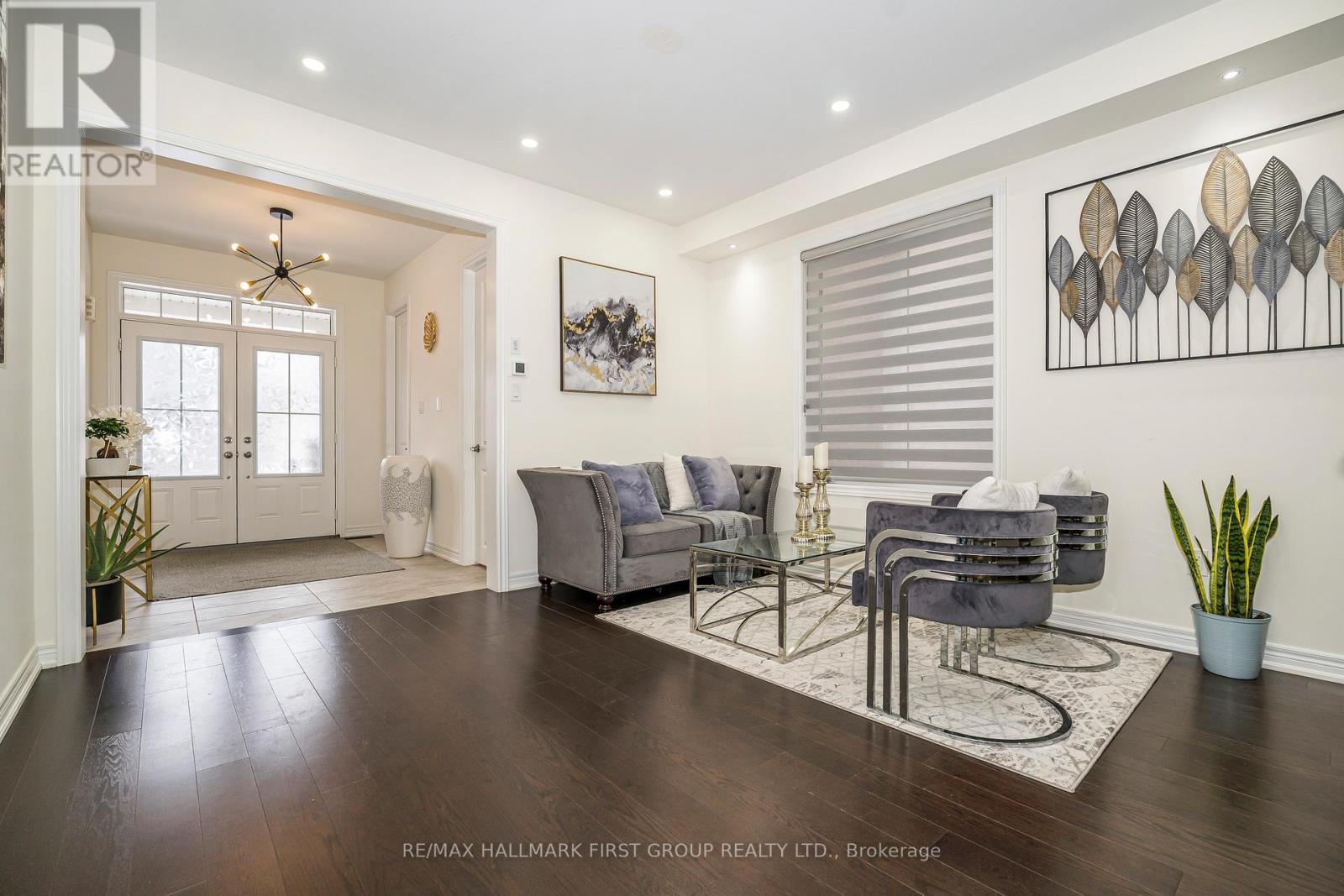 9 Toulouse Street, Whitby, Ontario  L1P 0J2 - Photo 5 - E12797038