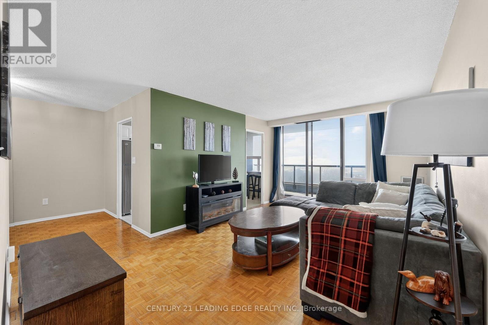 1010 - 92 Church Street S, Ajax, Ontario L1S 6B4 - Photo 1 - E12797044