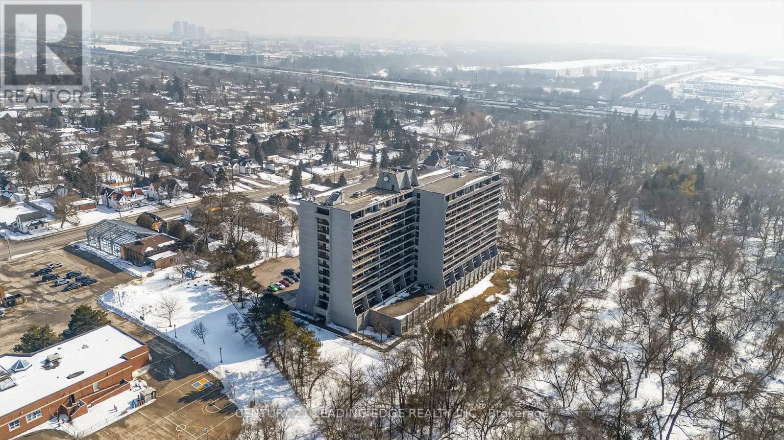 1010 - 92 Church Street S, Ajax, Ontario L1S 6B4 - Photo 3 - E12797044