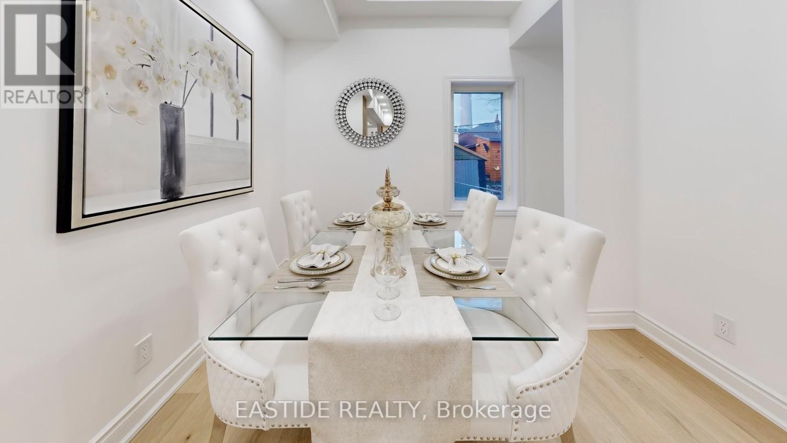 202 Queensdale Avenue, Toronto, Ontario  M4C 2A9 - Photo 16 - E12797080