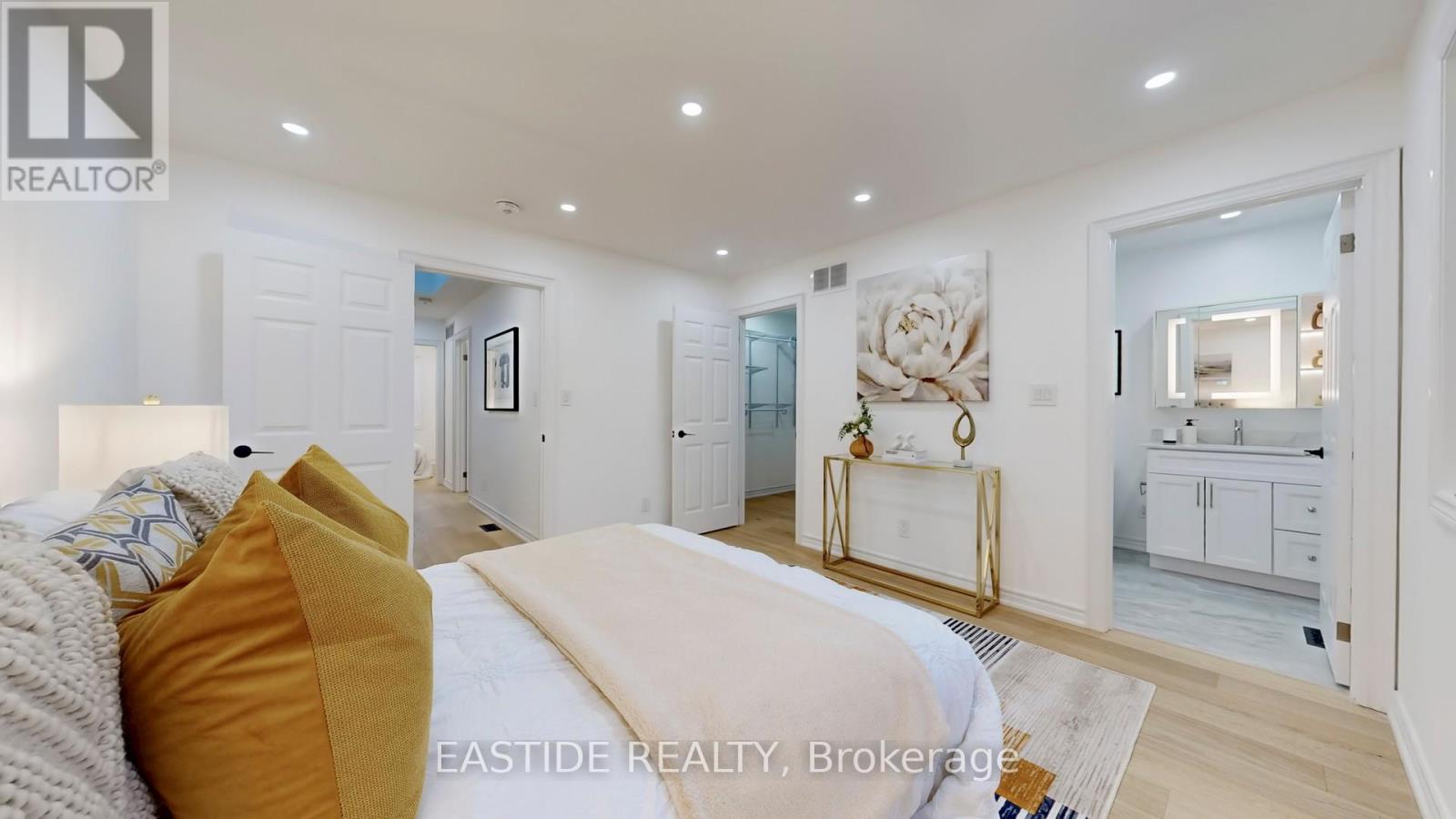 202 Queensdale Avenue, Toronto, Ontario  M4C 2A9 - Photo 25 - E12797080