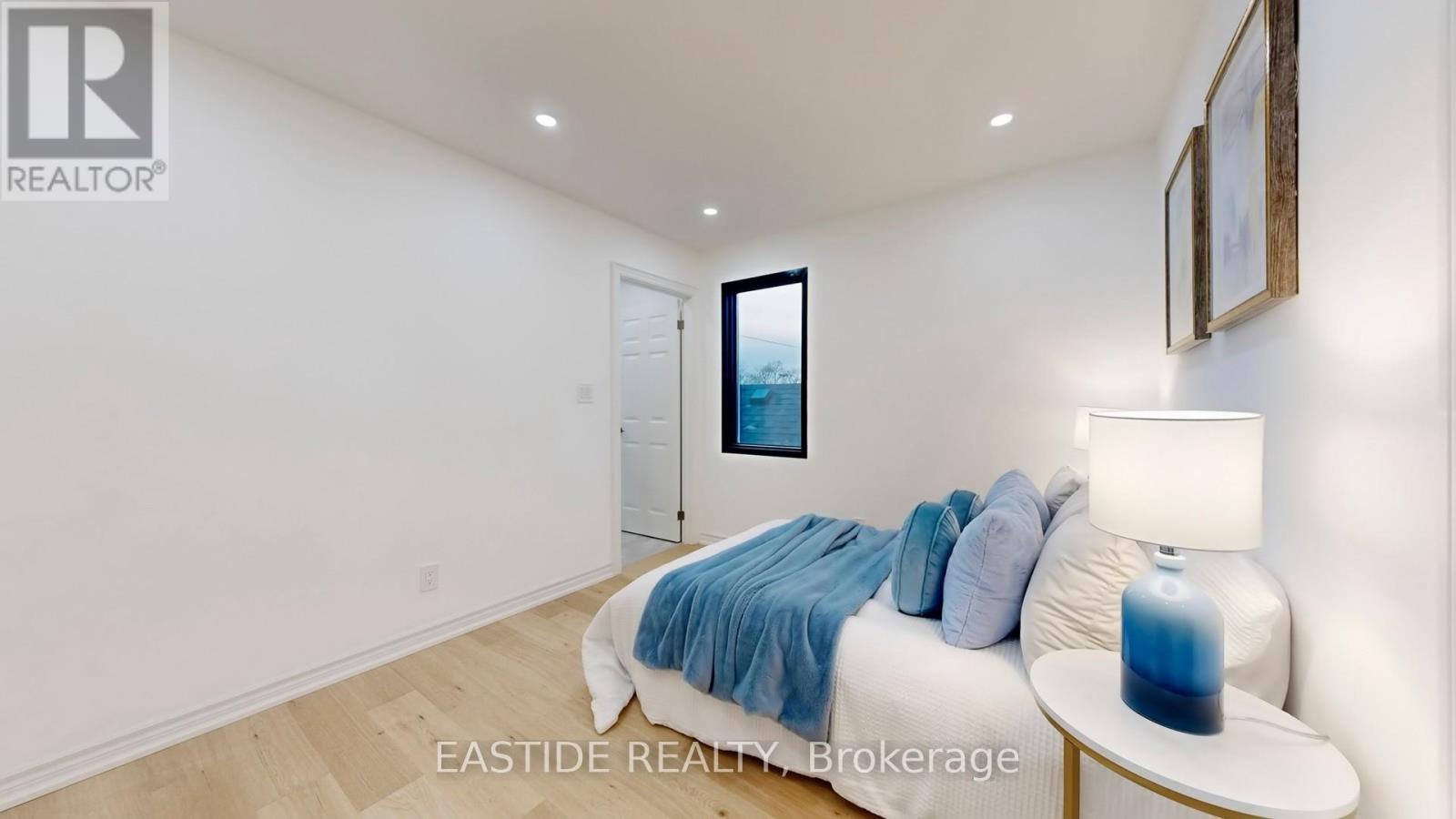 202 Queensdale Avenue, Toronto, Ontario  M4C 2A9 - Photo 32 - E12797080