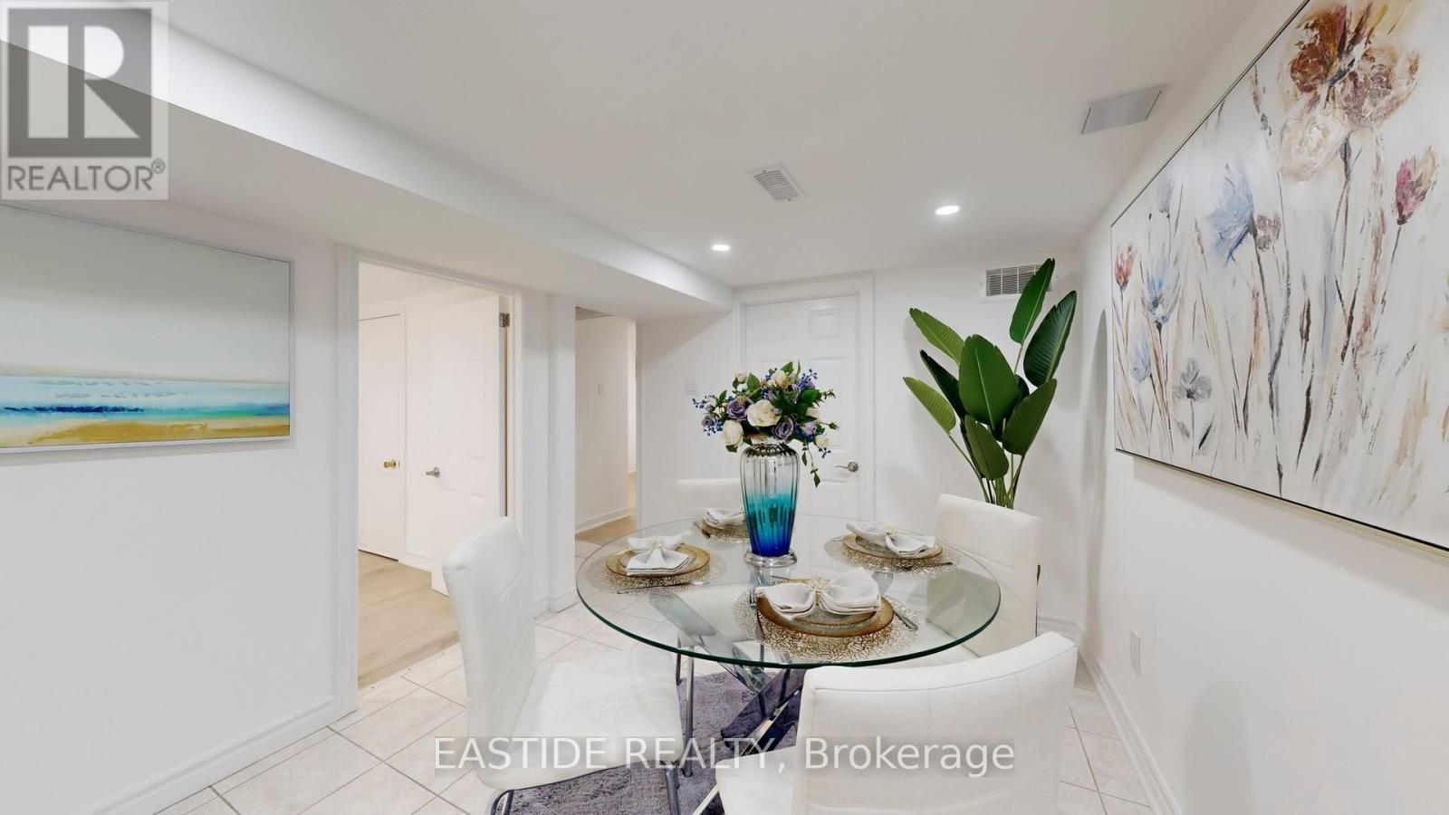 202 Queensdale Avenue, Toronto, Ontario  M4C 2A9 - Photo 42 - E12797080