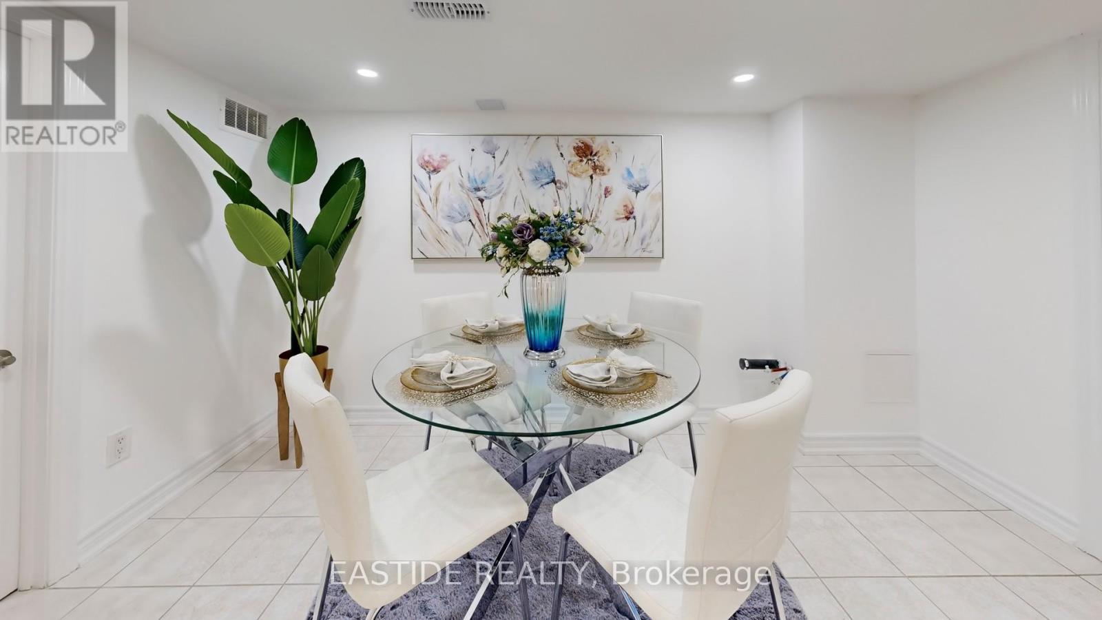 202 Queensdale Avenue, Toronto, Ontario  M4C 2A9 - Photo 43 - E12797080