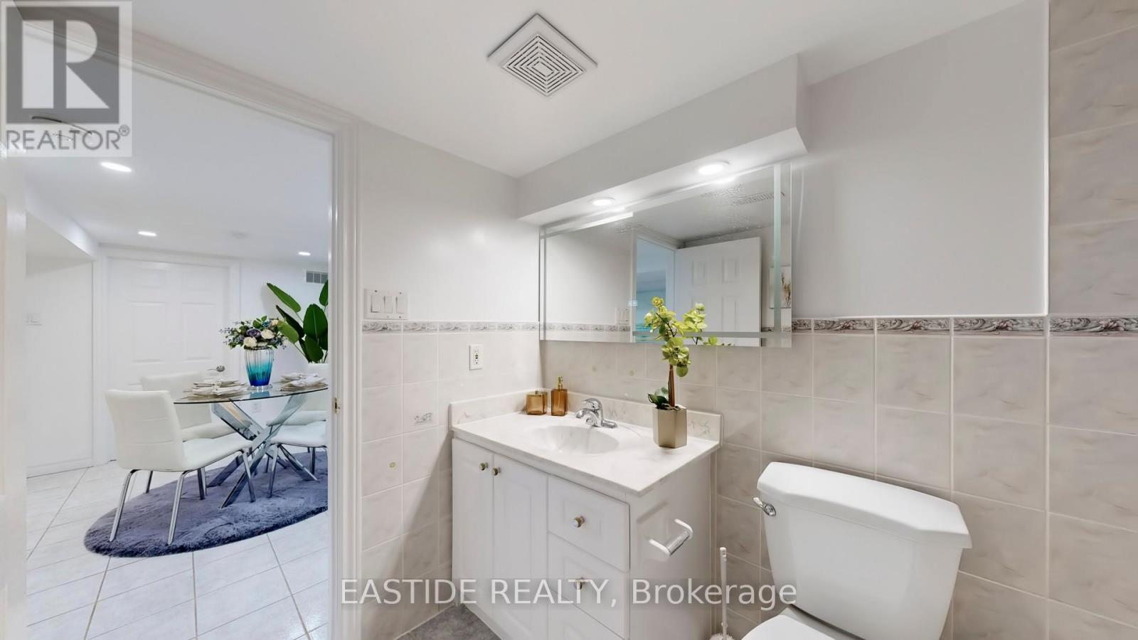 202 Queensdale Avenue, Toronto, Ontario  M4C 2A9 - Photo 48 - E12797080