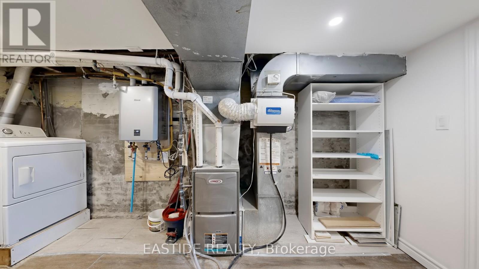 202 Queensdale Avenue, Toronto, Ontario  M4C 2A9 - Photo 50 - E12797080