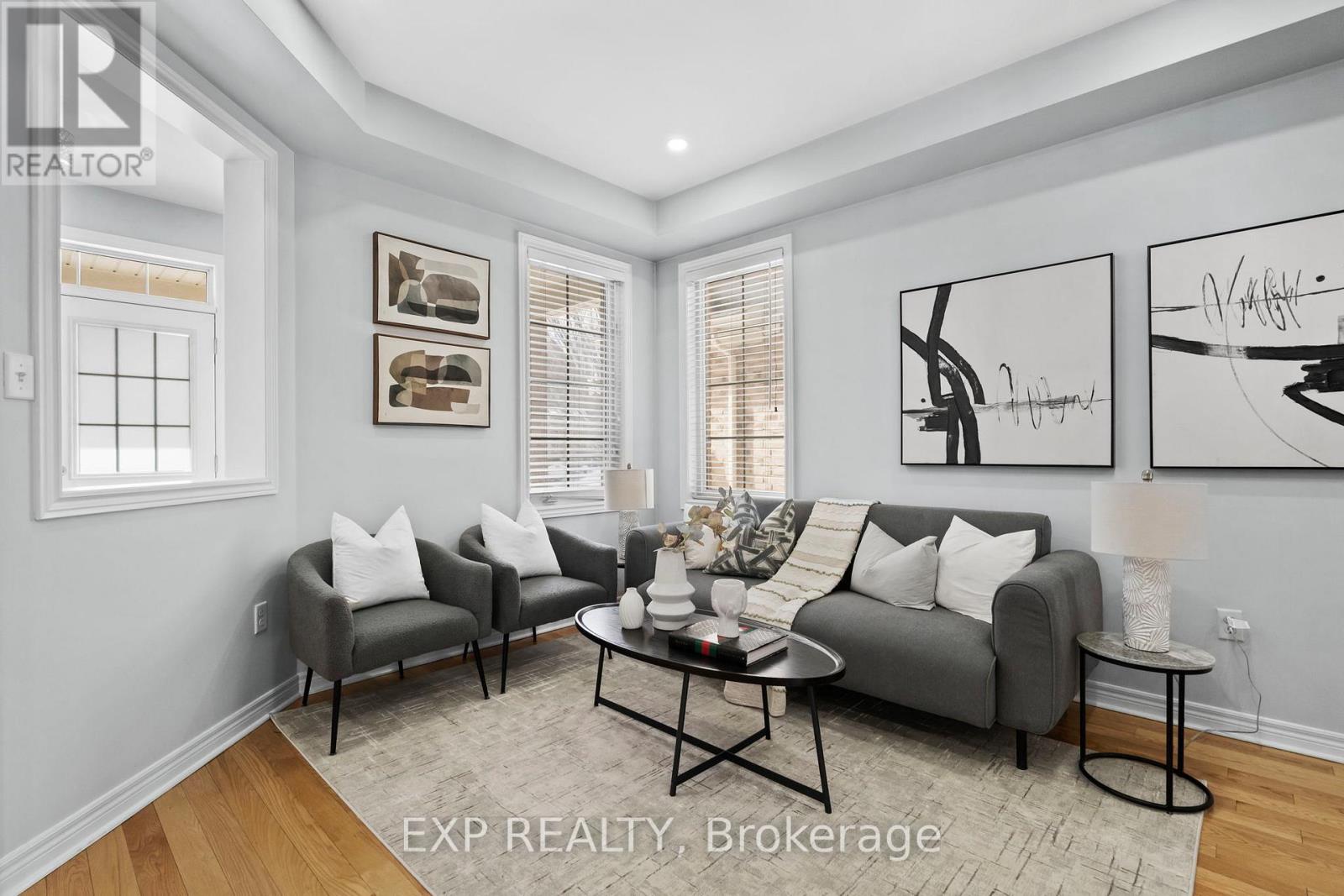 10 Sedore Street, Markham, Ontario  L6E 0K2 - Photo 2 - N12796754