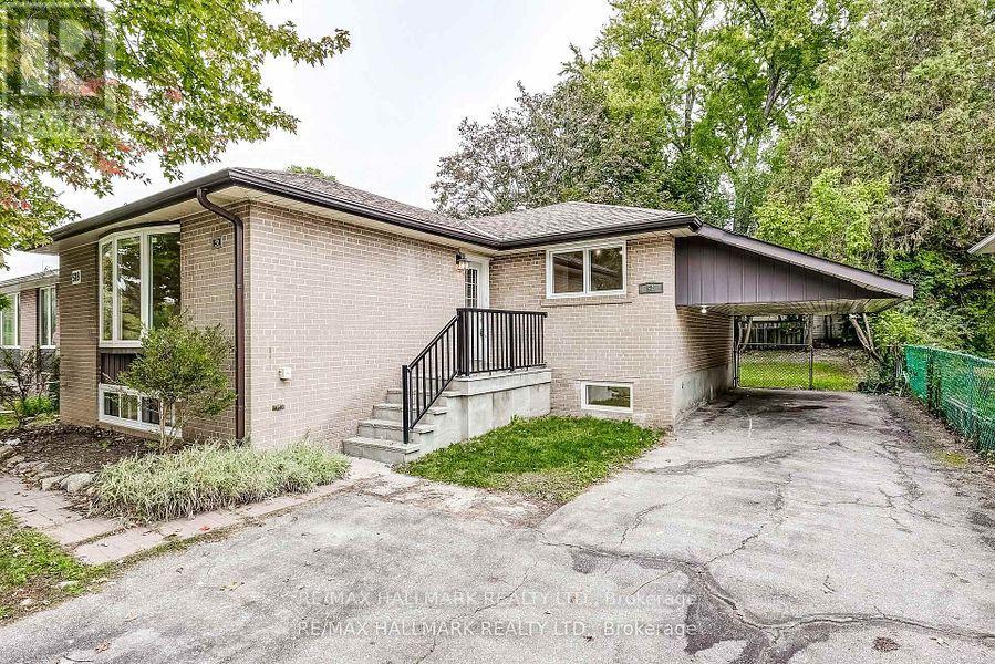 51 AURORA HEIGHTS DRIVE, Aurora, Ontario
