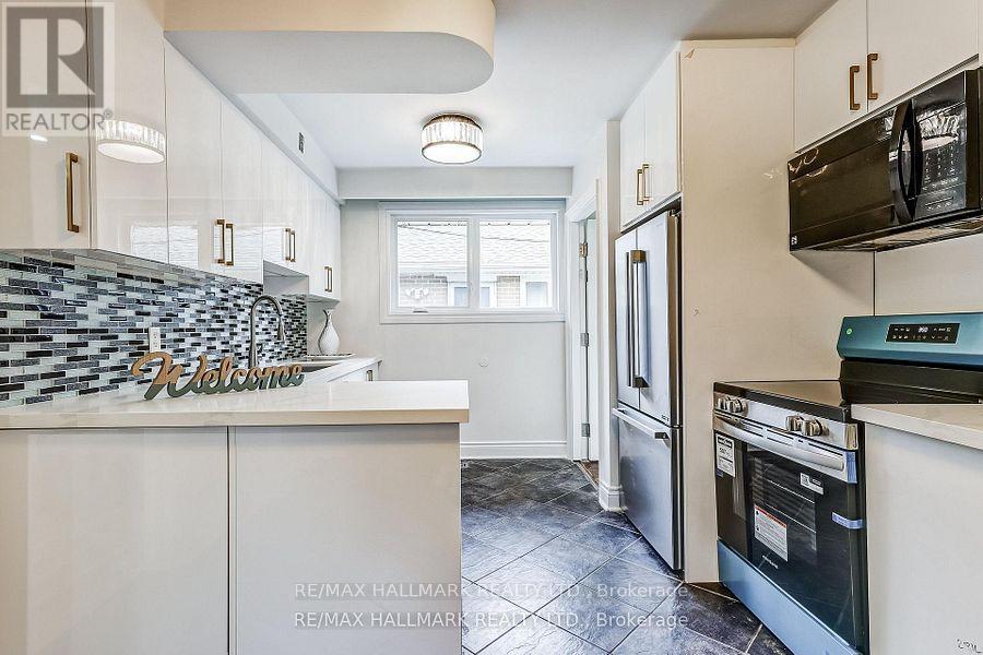 51 Aurora Heights Drive, Aurora, Ontario  L4G 2W6 - Photo 12 - N12796758