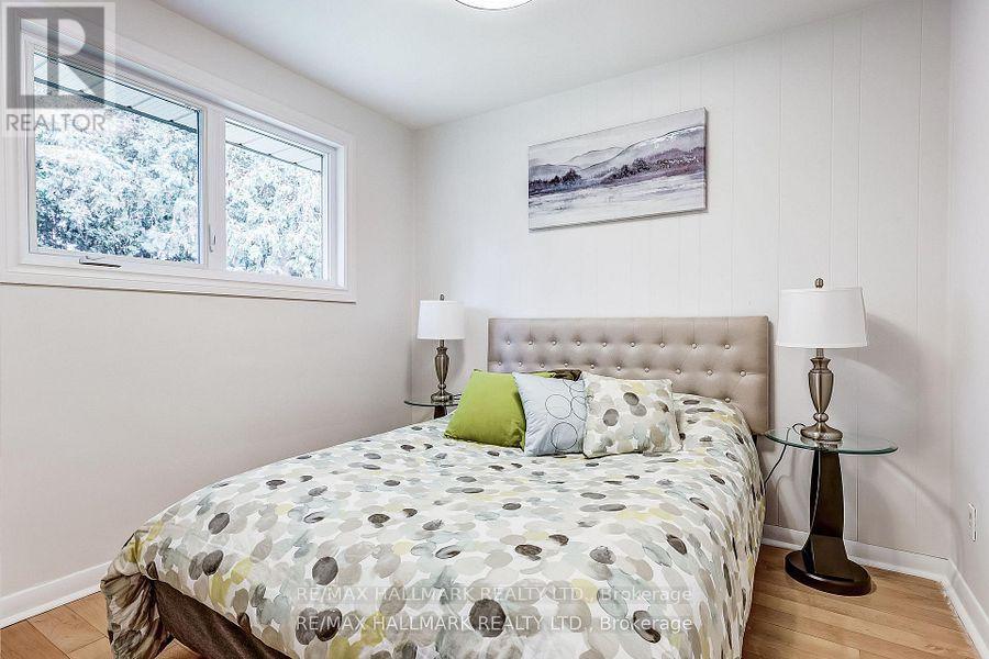 51 Aurora Heights Drive, Aurora, Ontario  L4G 2W6 - Photo 19 - N12796758