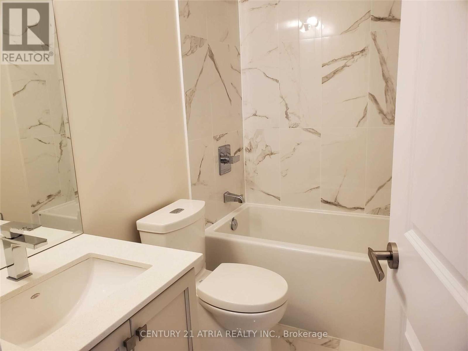 102 - 9085 Jane Street, Vaughan, Ontario  L4K 0L8 - Photo 8 - N12796772