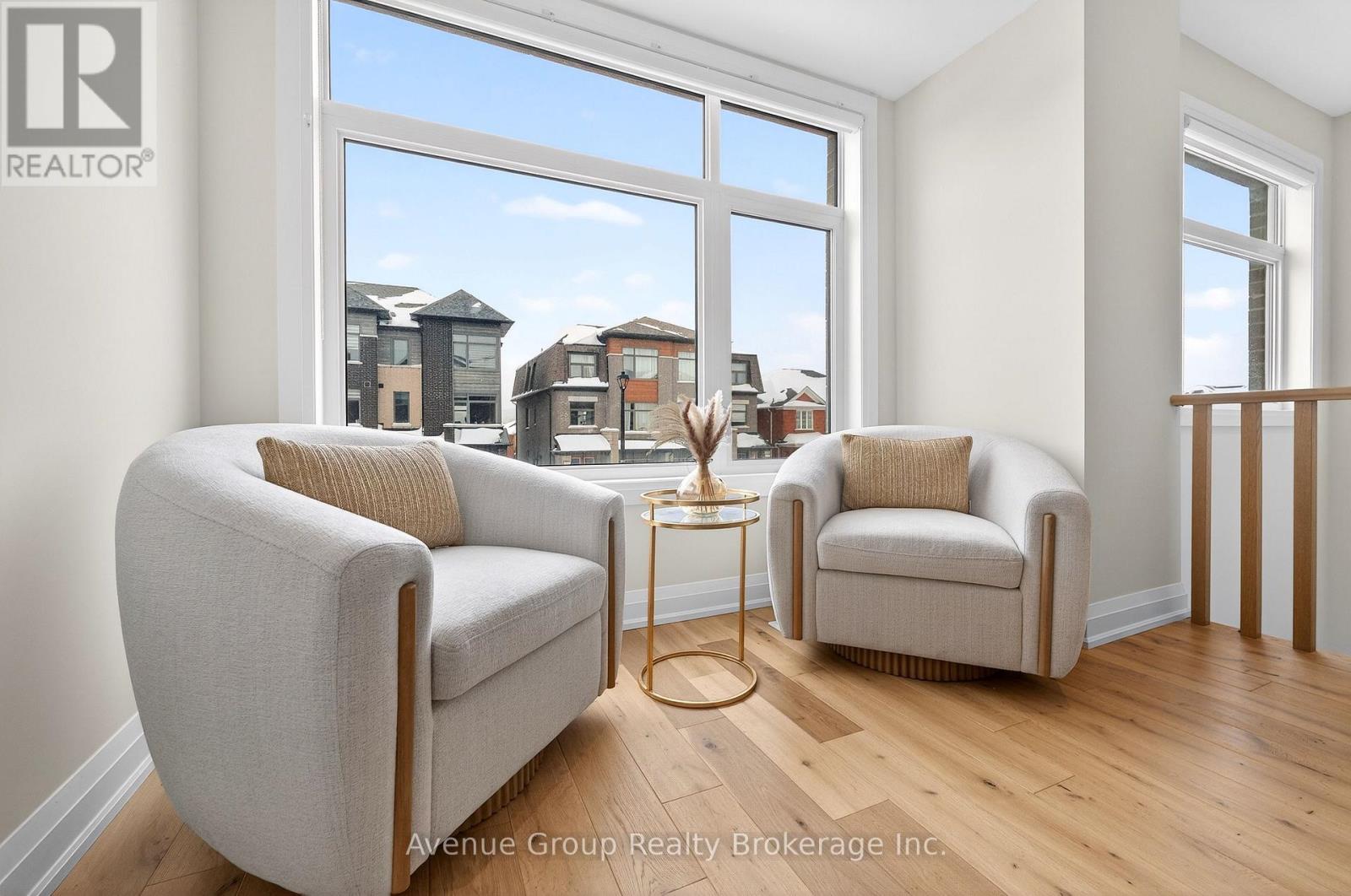 919 Isaac Phillips Way, Newmarket, Ontario  L3X 0M7 - Photo 9 - N12796870