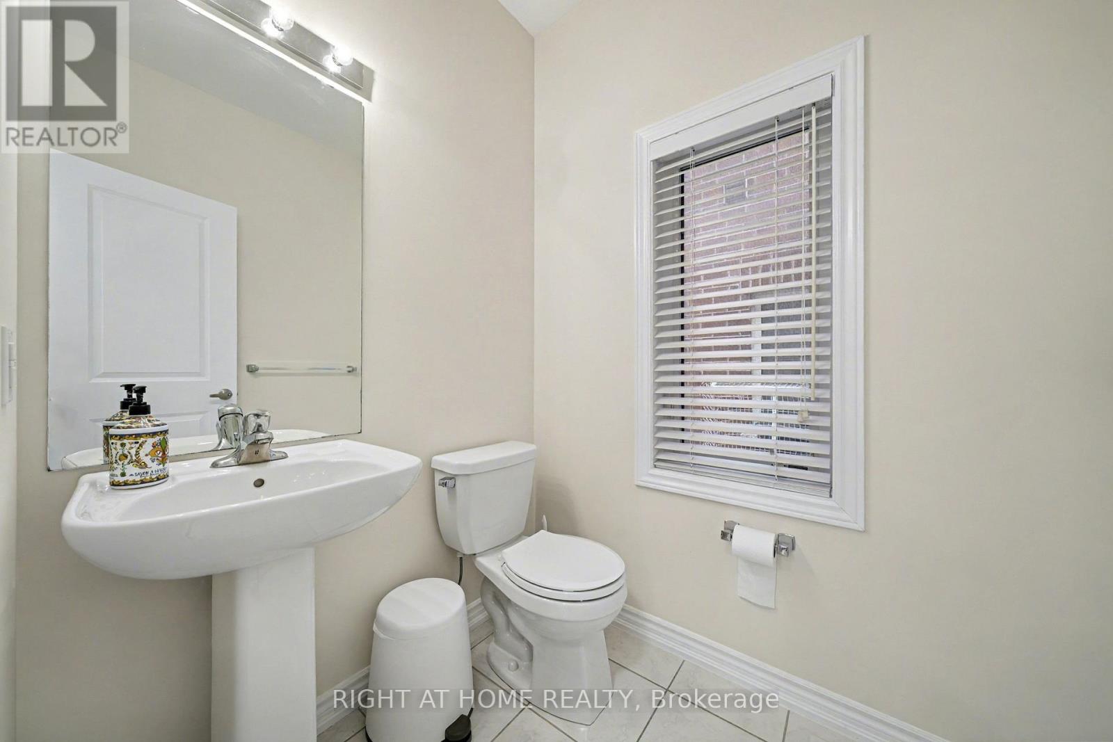 1016 Wickham Road, Innisfil, Ontario  L9S 0N5 - Photo 18 - N12797020