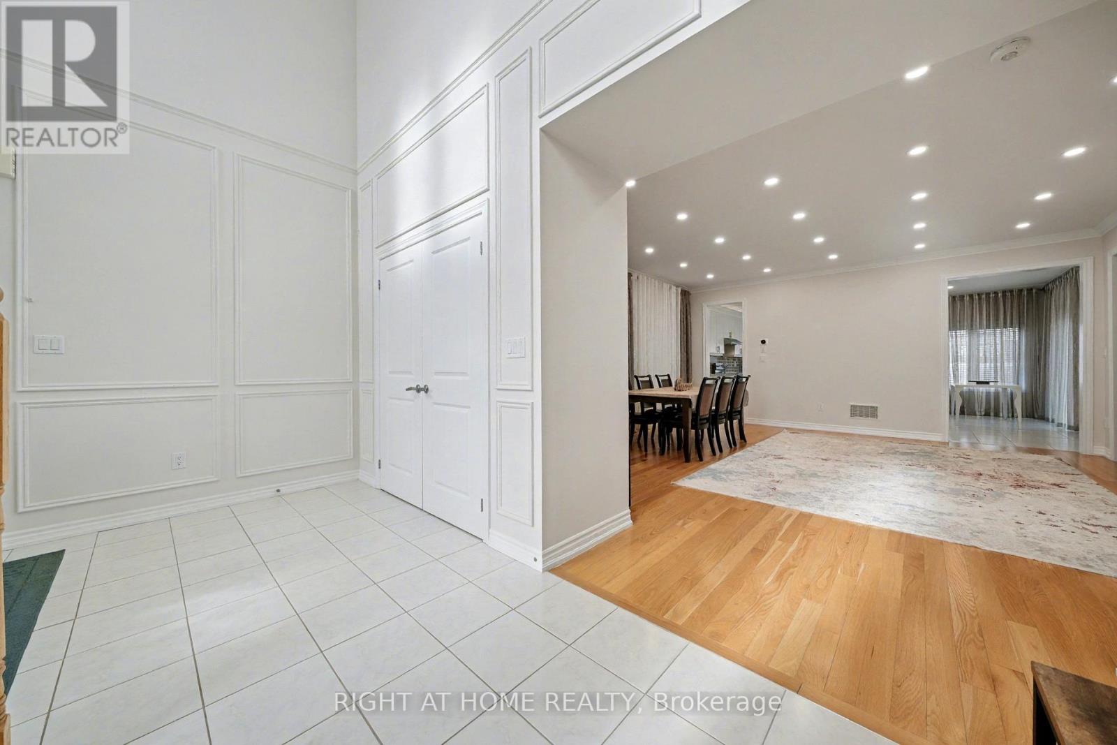 1016 Wickham Road, Innisfil, Ontario  L9S 0N5 - Photo 4 - N12797020