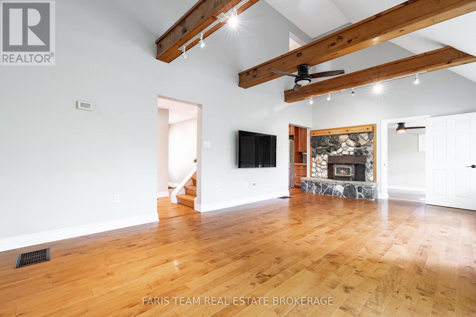 104 Knox Road E, Wasaga Beach, Ontario  L9Z 2T5 - Photo 17 - S12796880