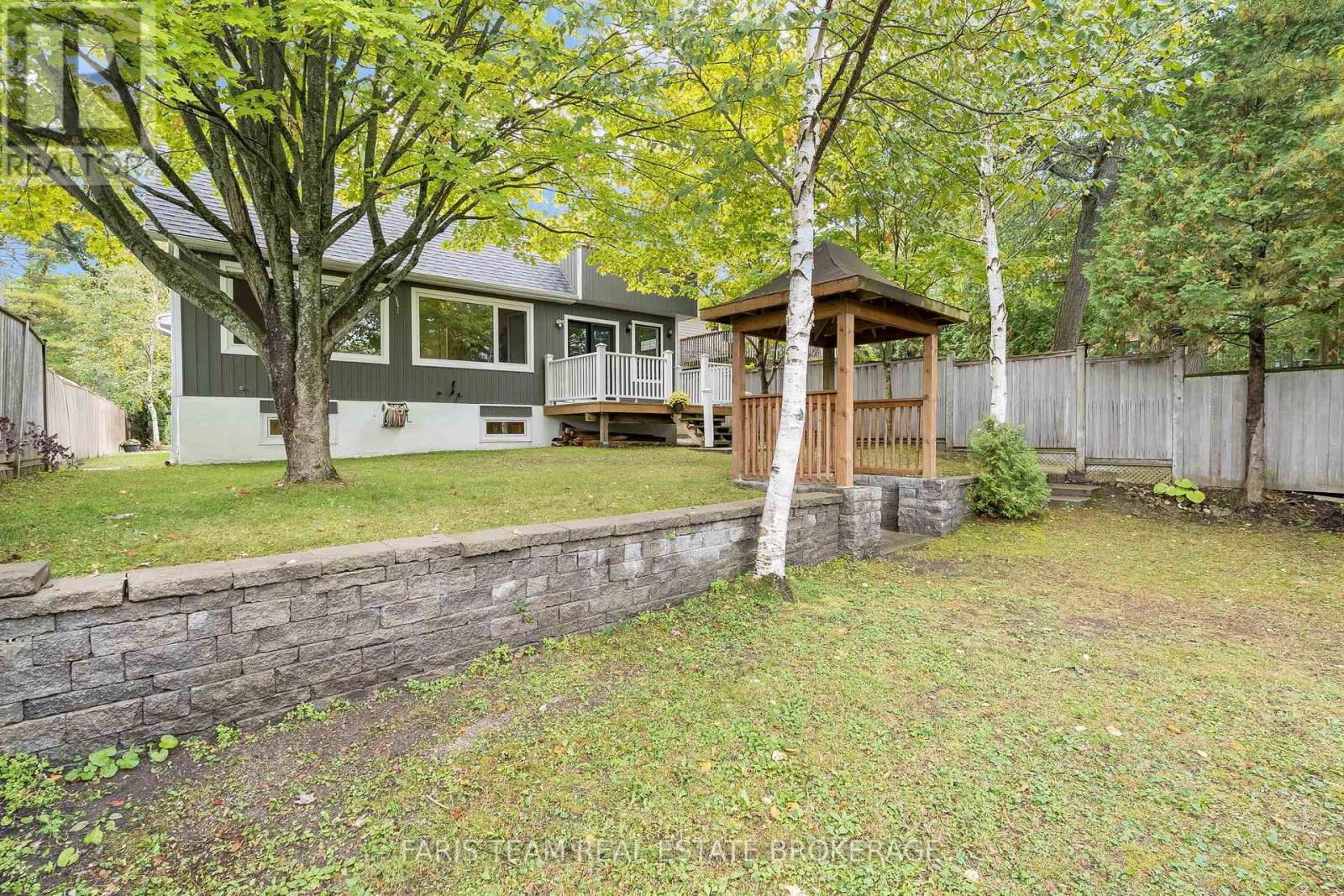 104 Knox Road E, Wasaga Beach, Ontario  L9Z 2T5 - Photo 47 - S12796880