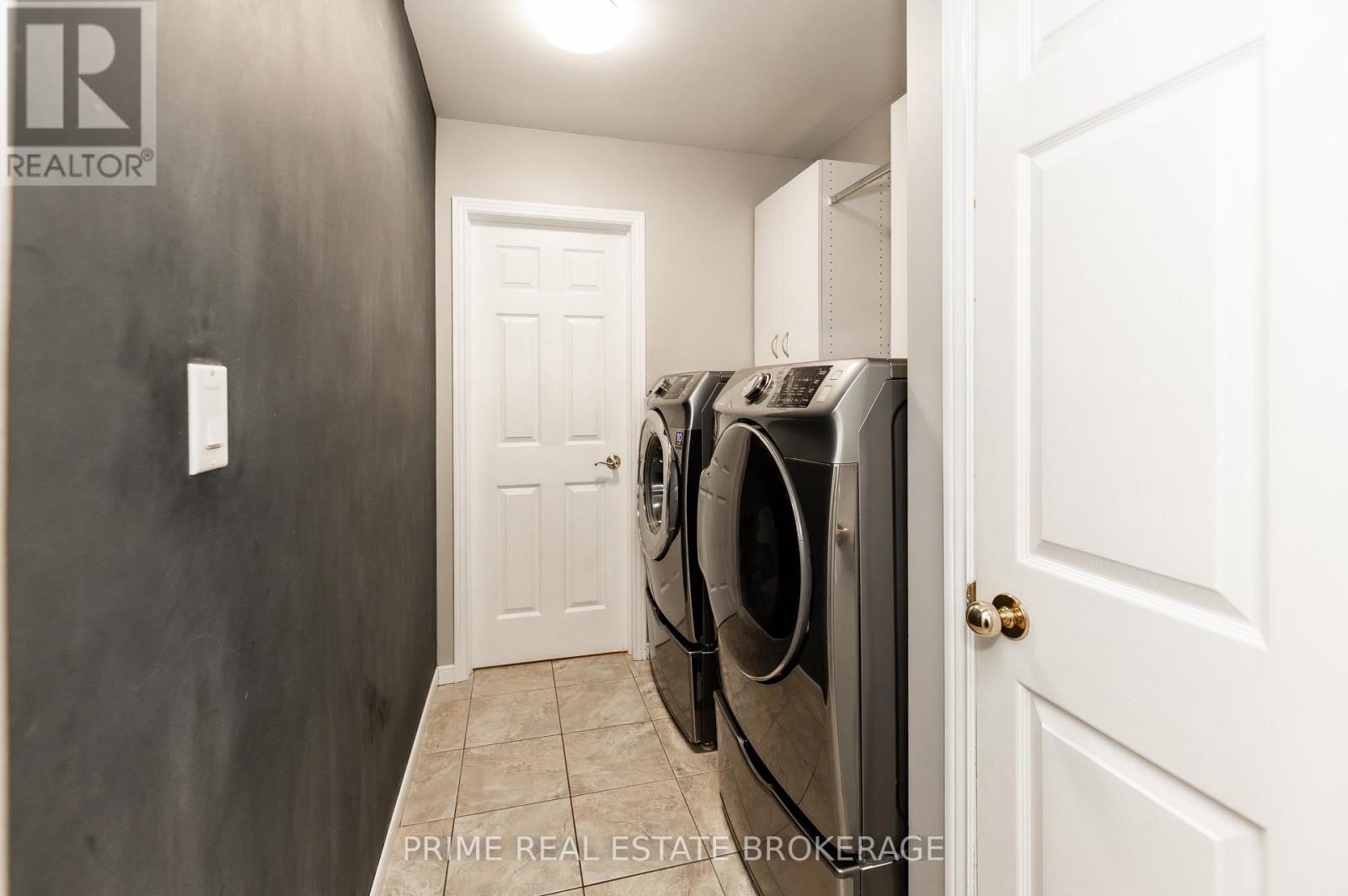 16 Timberlane Crescent, Central Elgin, Ontario  N5P 4G9 - Photo 17 - X12796562