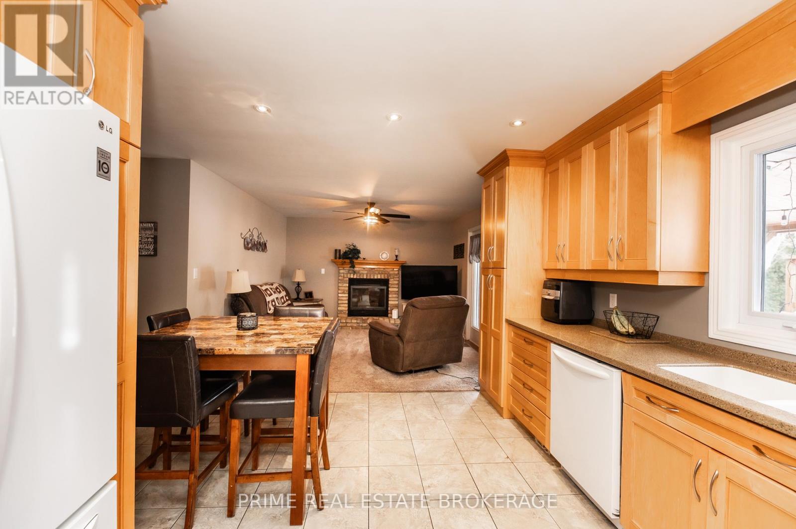 16 Timberlane Crescent, Central Elgin, Ontario  N5P 4G9 - Photo 13 - X12796562