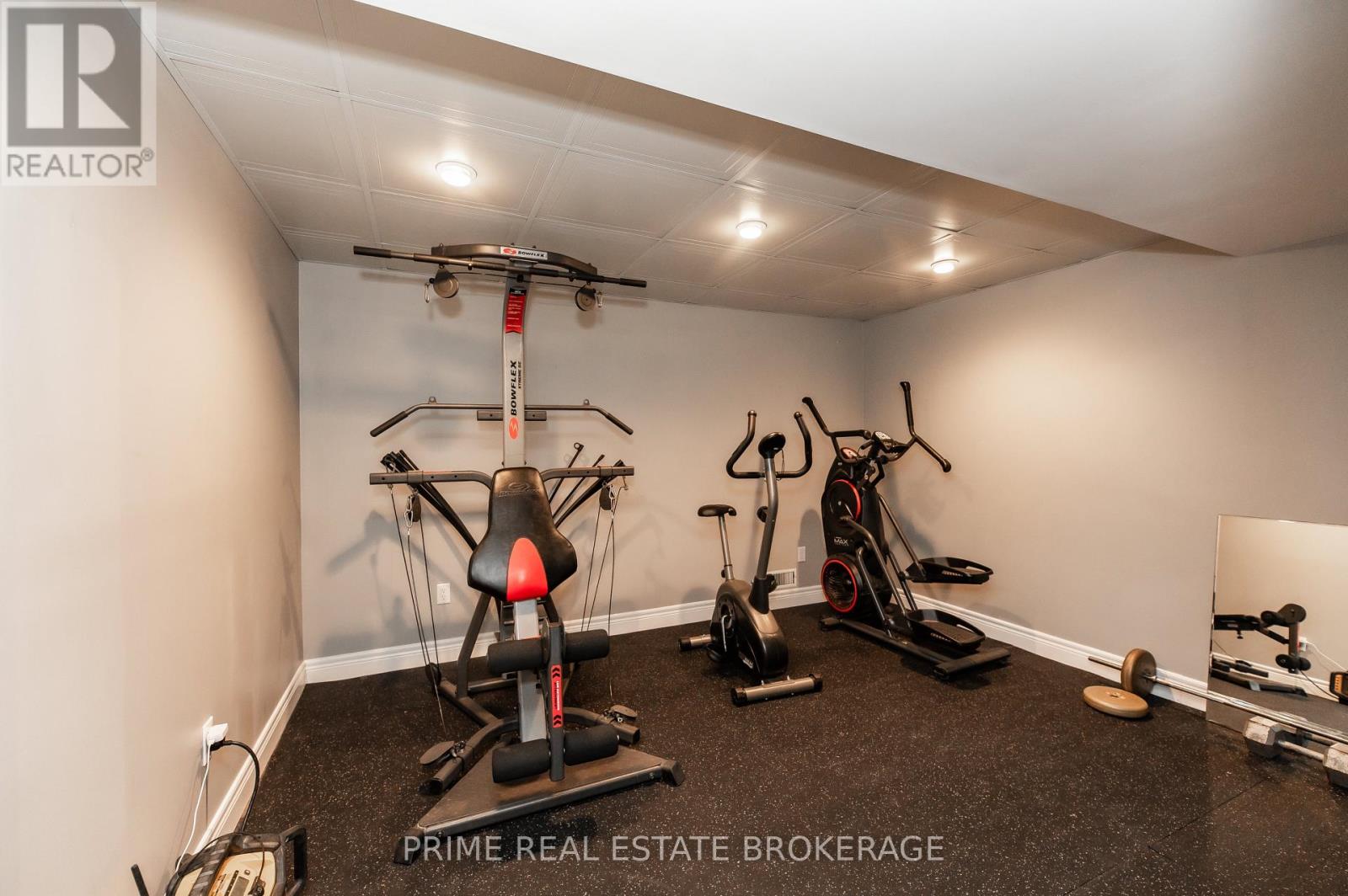 16 Timberlane Crescent, Central Elgin, Ontario  N5P 4G9 - Photo 35 - X12796562