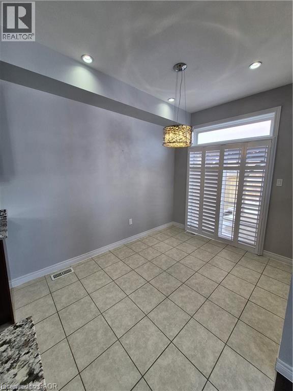 292 Rymal Rd West Road, Hamilton, Ontario  L9B 0H6 - Photo 9 - 40805333