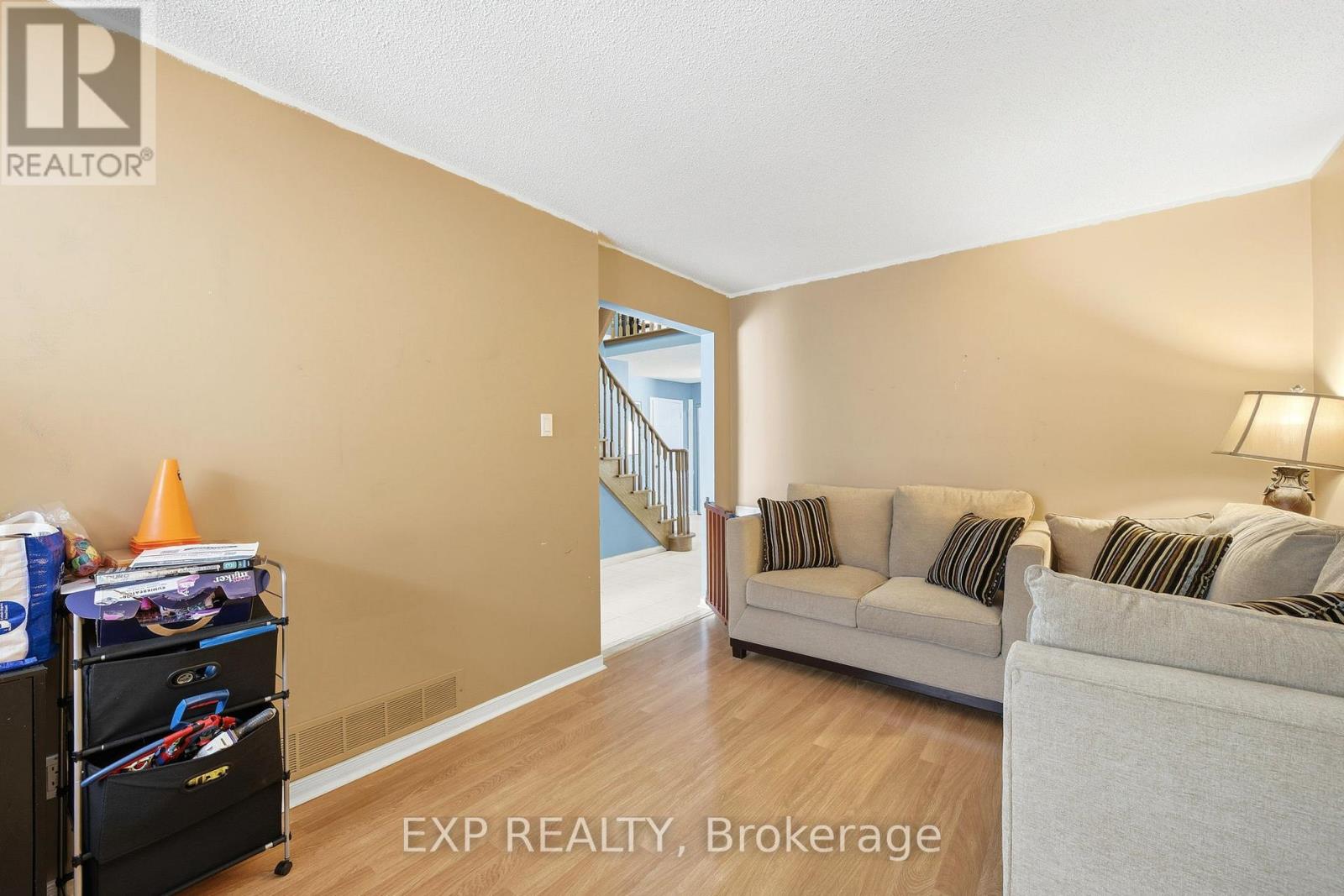 3309 Waxwing Drive, Mississauga, Ontario  L5N 5W3 - Photo 11 - W12796788