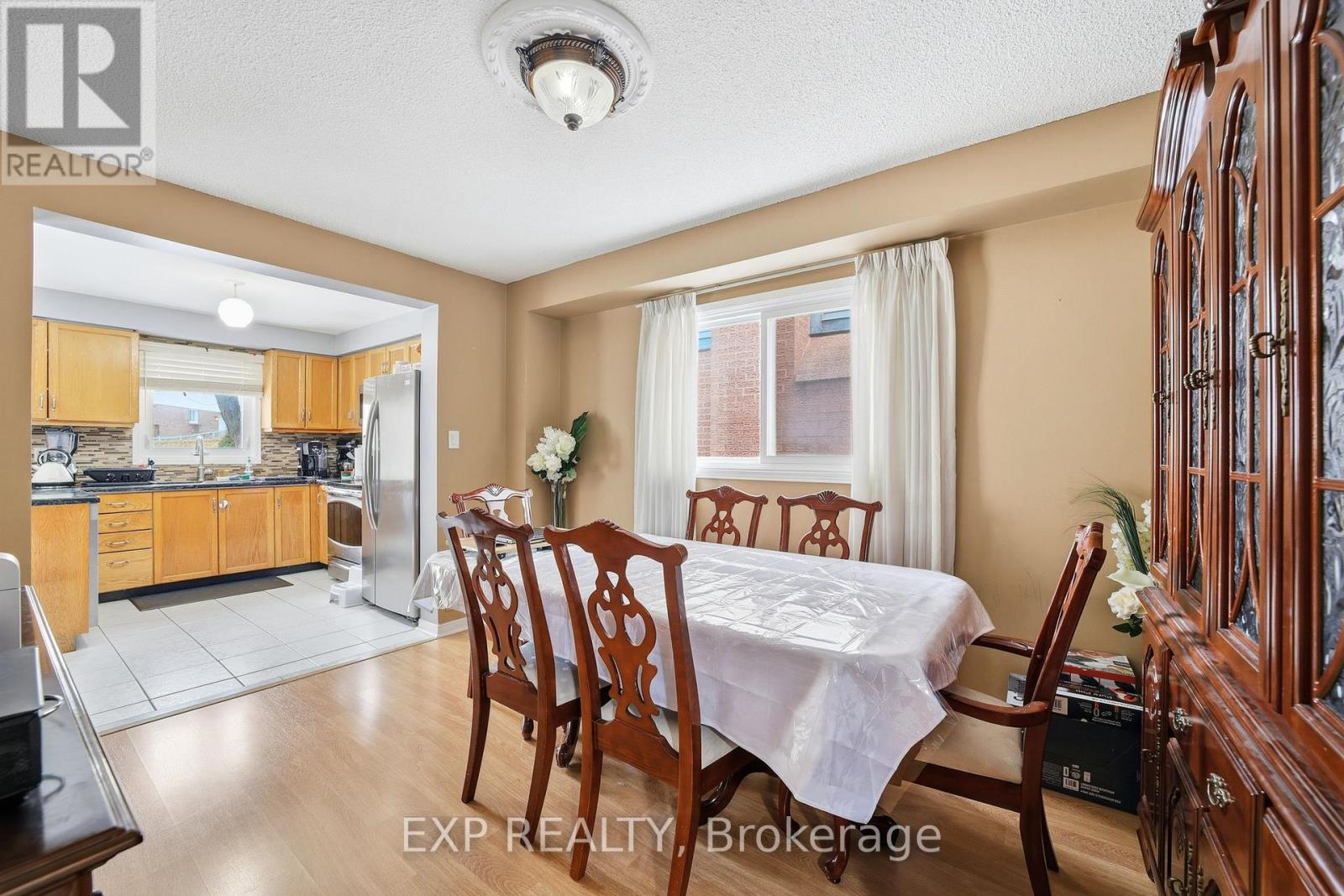 3309 Waxwing Drive, Mississauga, Ontario  L5N 5W3 - Photo 13 - W12796788