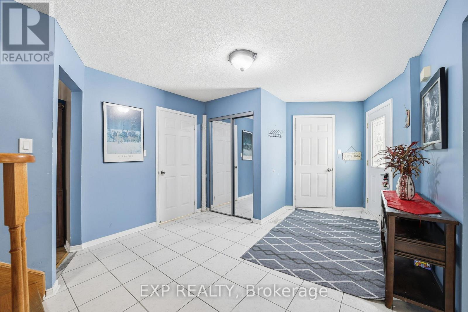 3309 Waxwing Drive, Mississauga, Ontario  L5N 5W3 - Photo 5 - W12796788