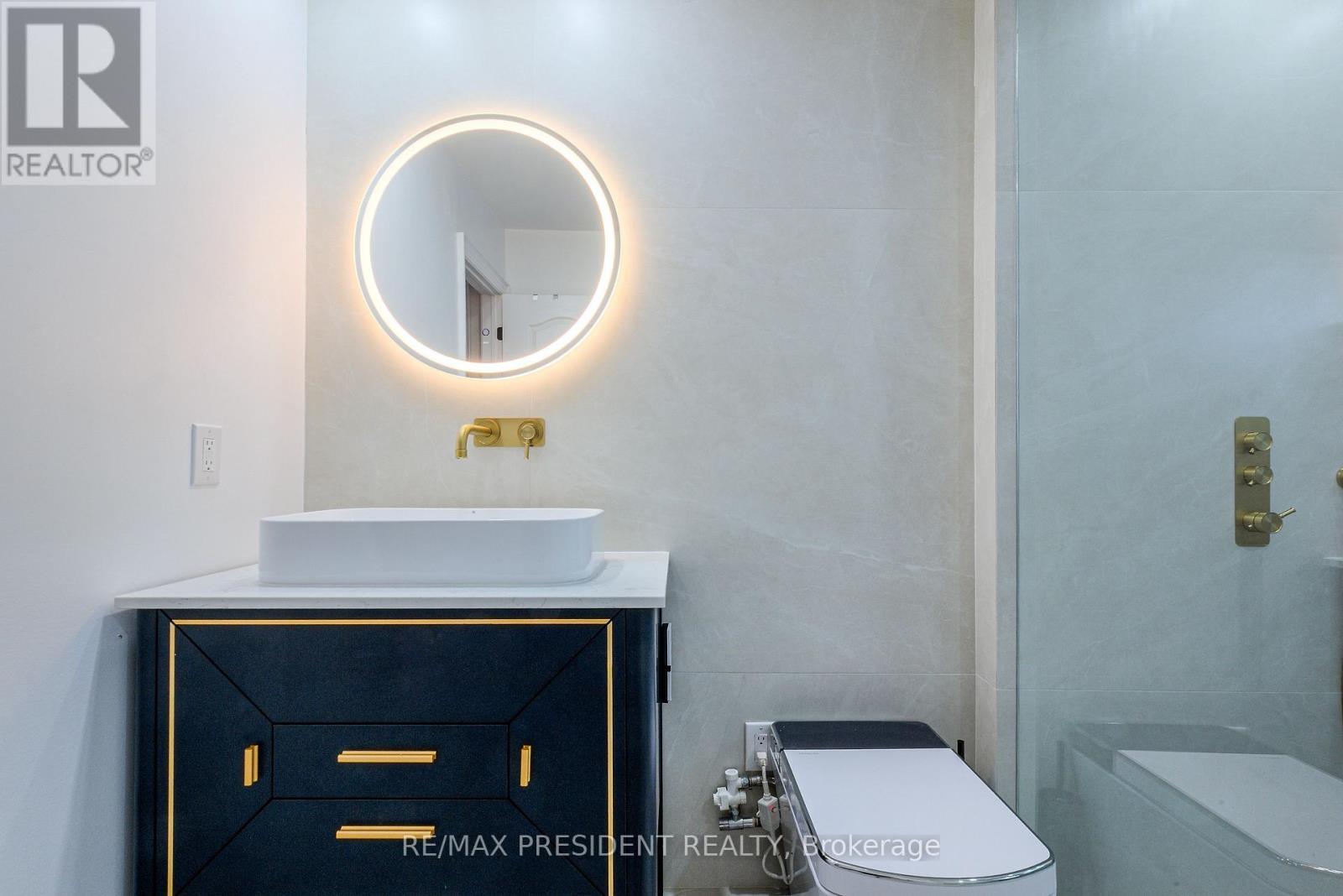 42 Mount Forest Drive, Brampton, Ontario  L6Z 1B7 - Photo 31 - W12796790