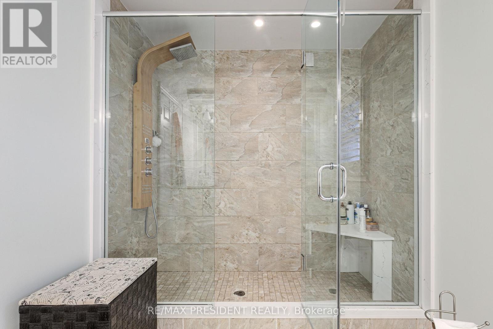 42 Mount Forest Drive, Brampton, Ontario  L6Z 1B7 - Photo 39 - W12796790