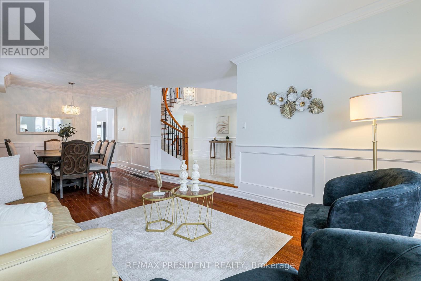 42 Mount Forest Drive, Brampton, Ontario  L6Z 1B7 - Photo 9 - W12796790