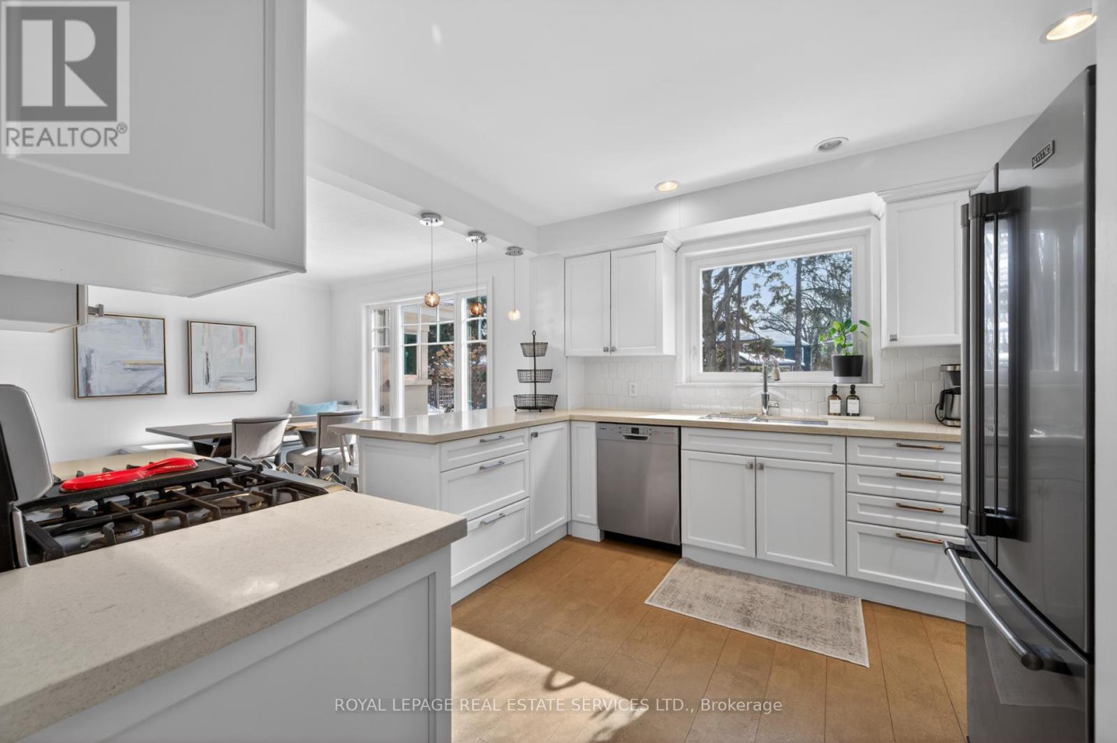 9 Ashton Manor, Toronto, Ontario  M8Y 2N6 - Photo 11 - W12796838