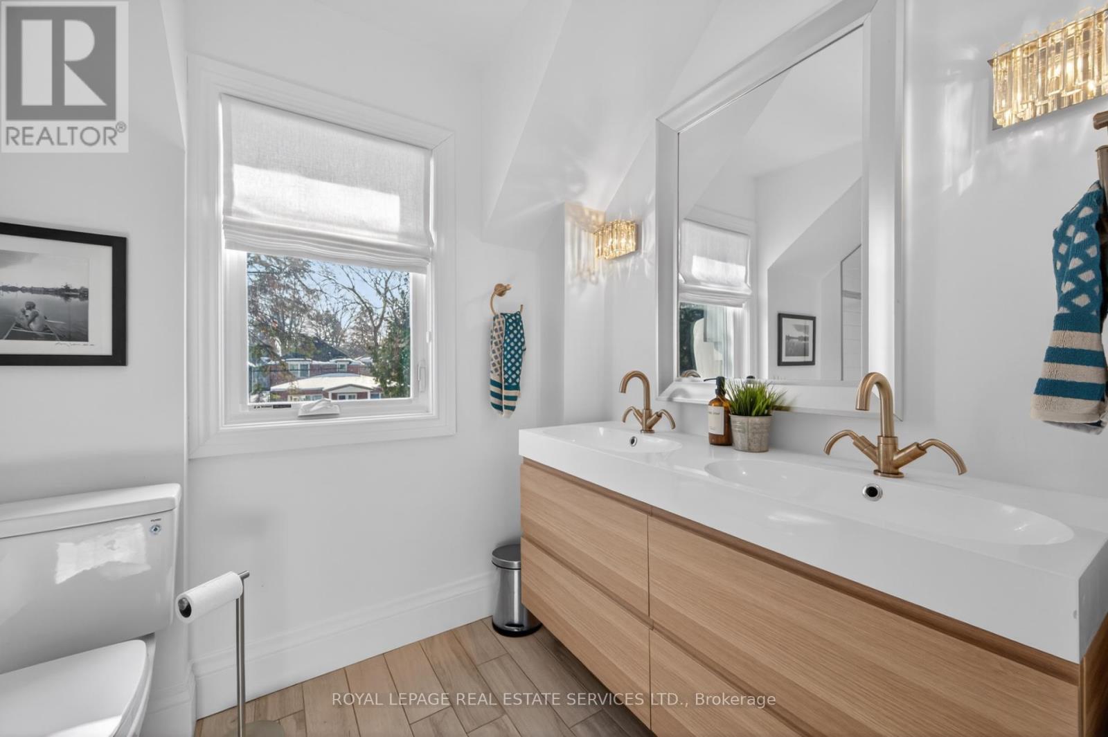 9 Ashton Manor, Toronto, Ontario  M8Y 2N6 - Photo 23 - W12796838