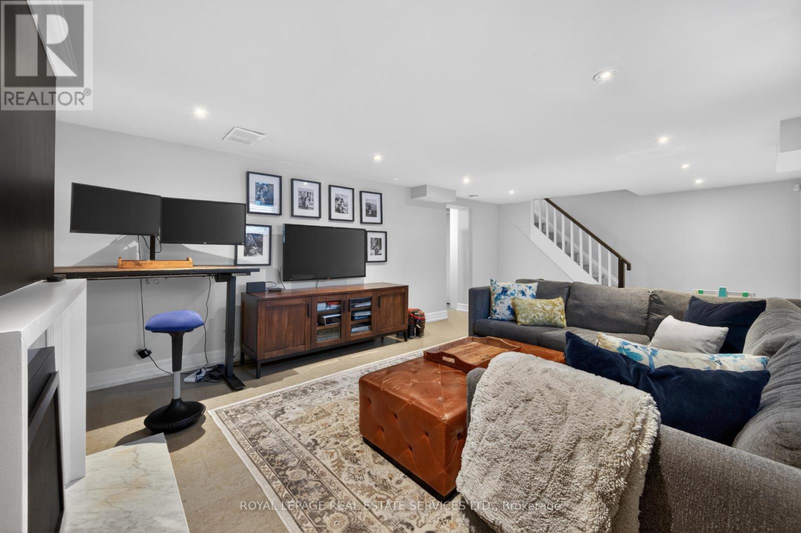 9 Ashton Manor, Toronto, Ontario  M8Y 2N6 - Photo 26 - W12796838