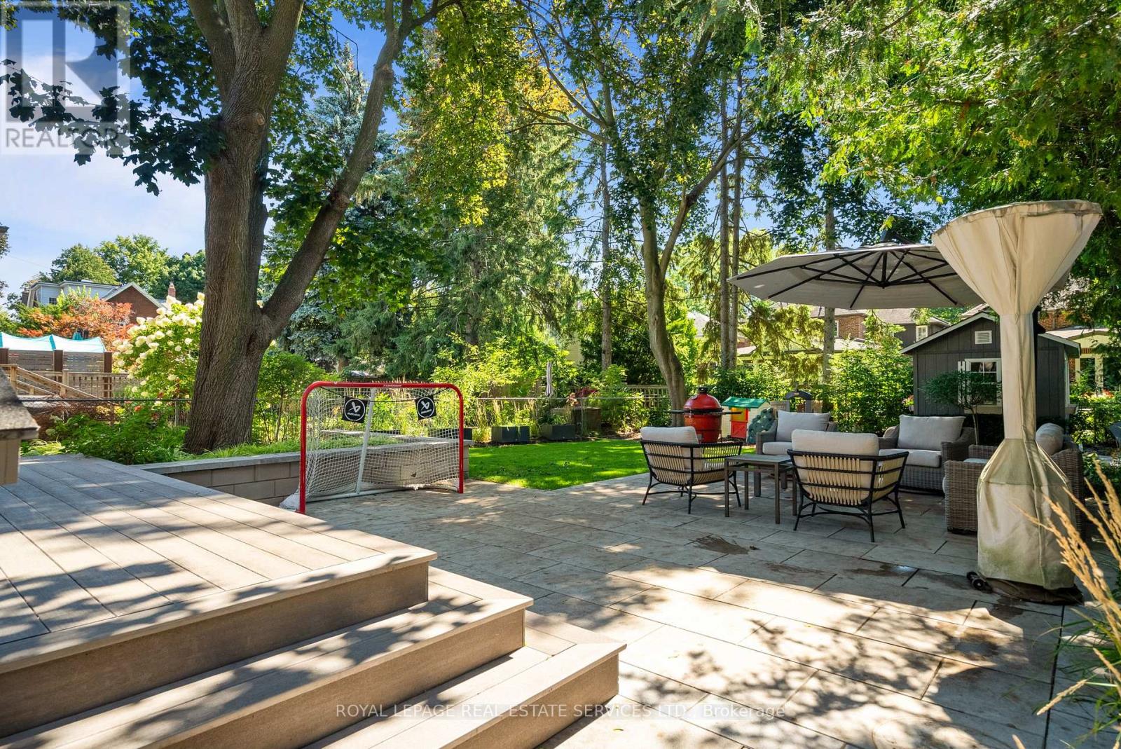 9 Ashton Manor, Toronto, Ontario  M8Y 2N6 - Photo 28 - W12796838