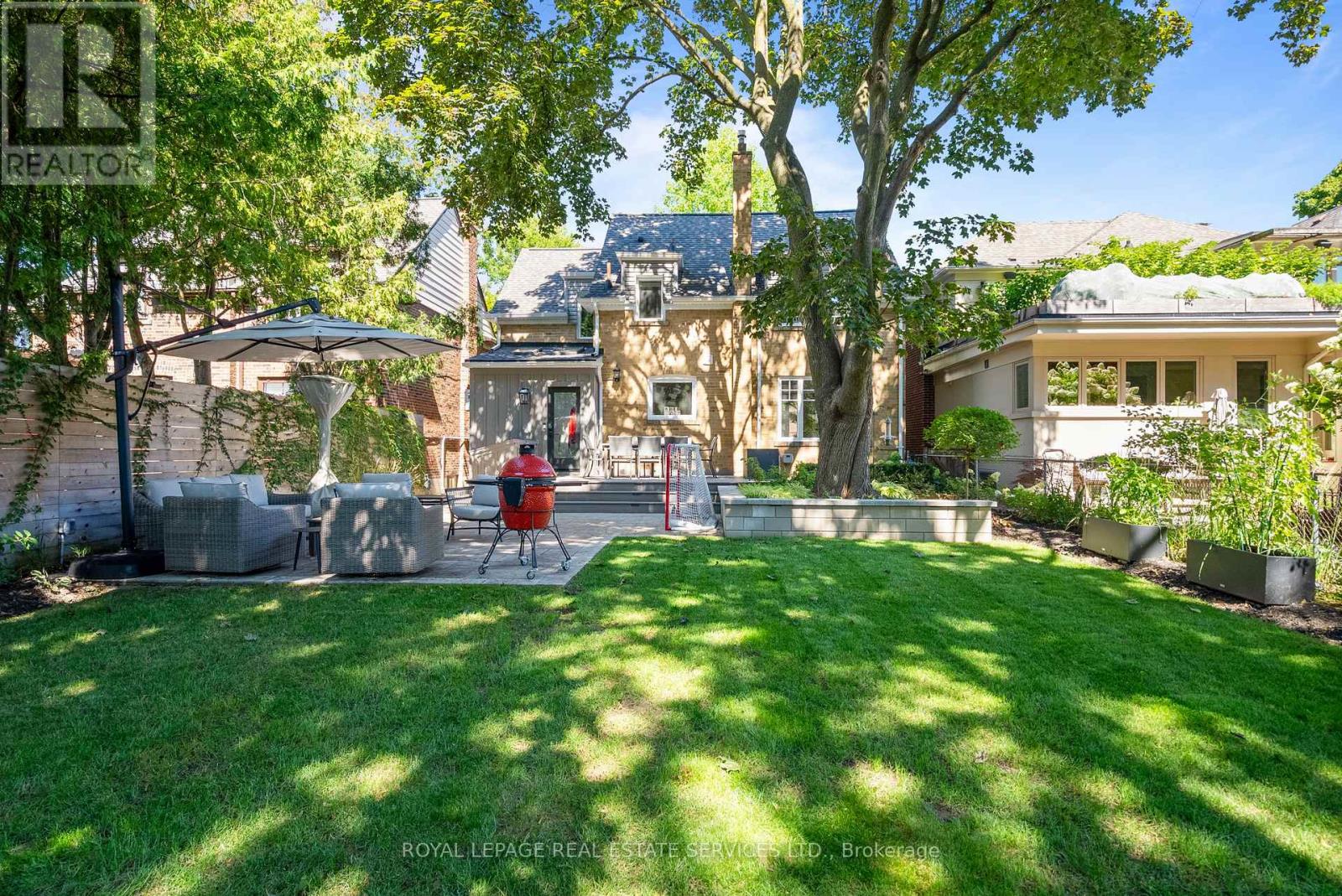 9 Ashton Manor, Toronto, Ontario  M8Y 2N6 - Photo 30 - W12796838