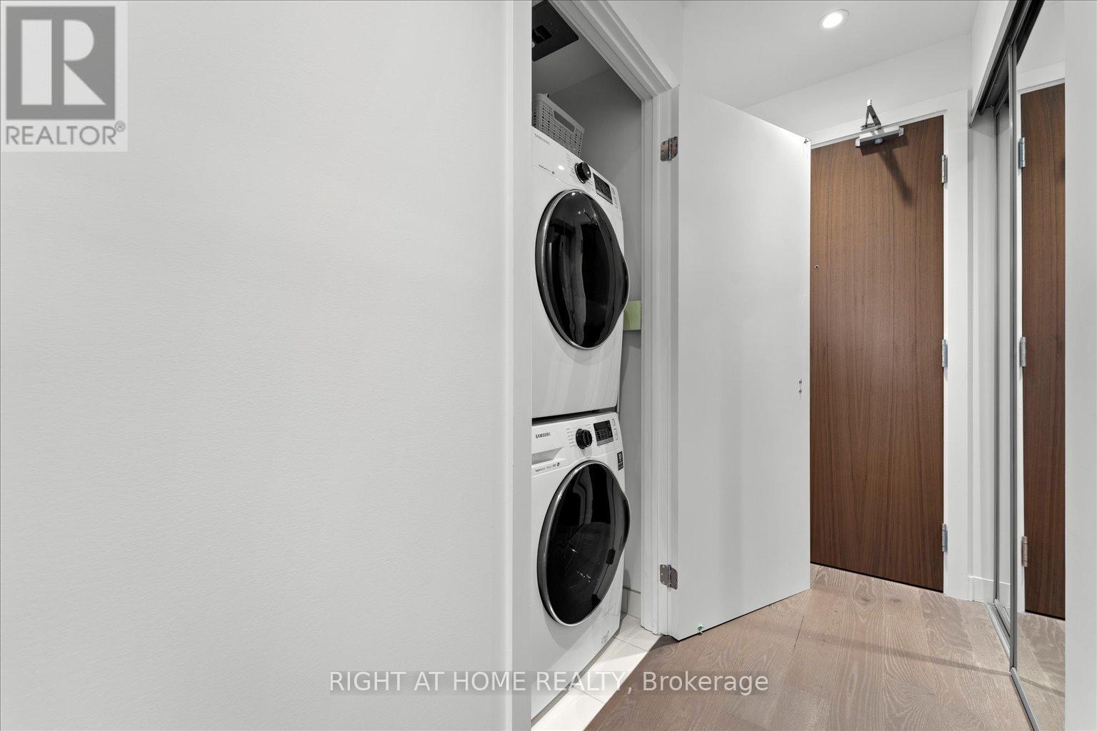 2011 - 1928 Lake Shore Boulevard W, Toronto, Ontario  M6S 0B1 - Photo 34 - W12796868