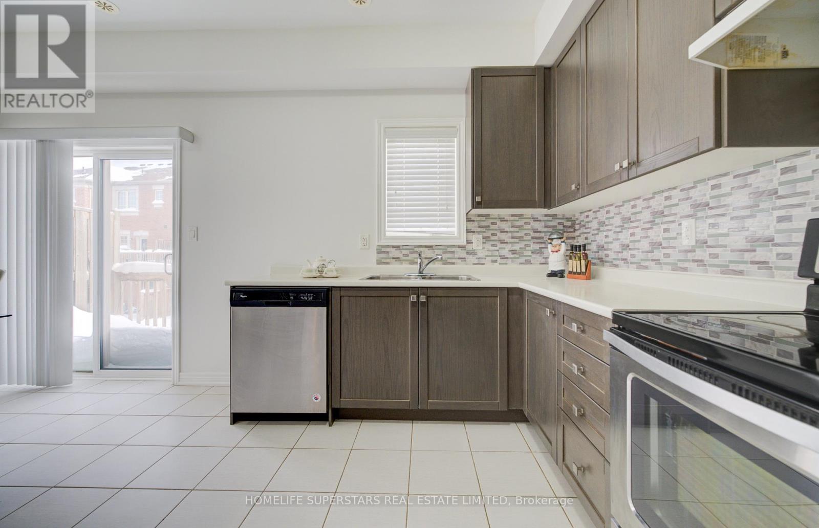 40 - 9 Aspen Hills Road, Brampton, Ontario  L6Y 6E3 - Photo 16 - W12796878