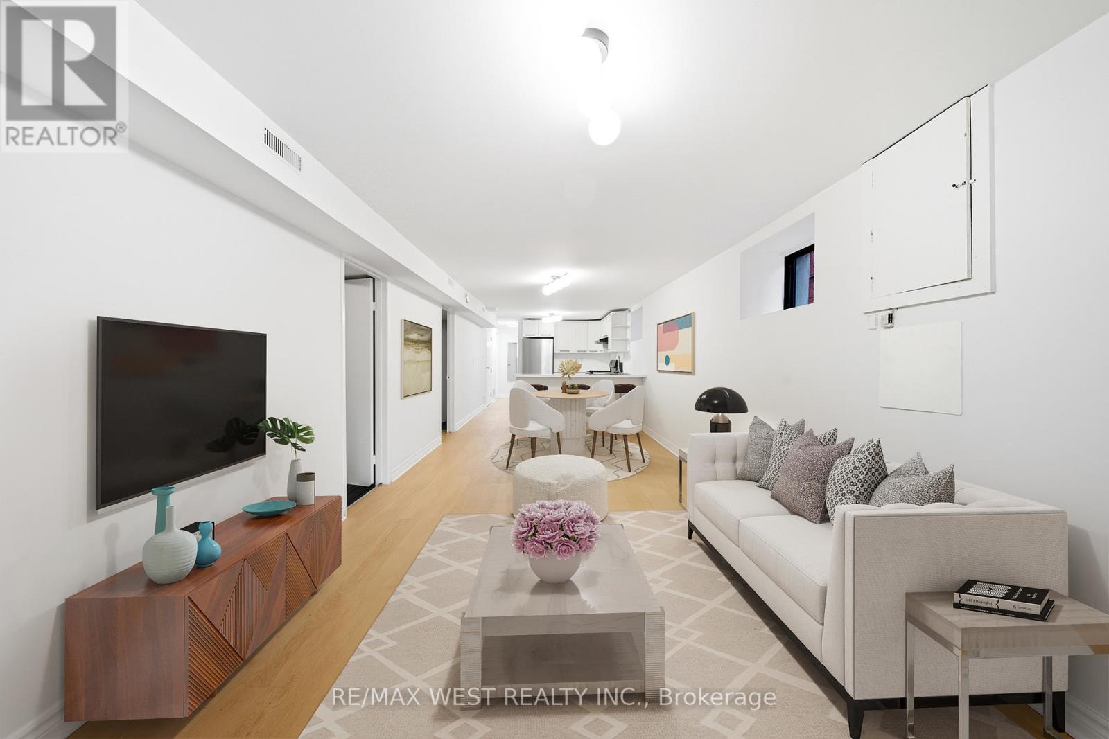 192 Pacific Avenue, Toronto, Ontario  M6P 2P5 - Photo 29 - W12796890