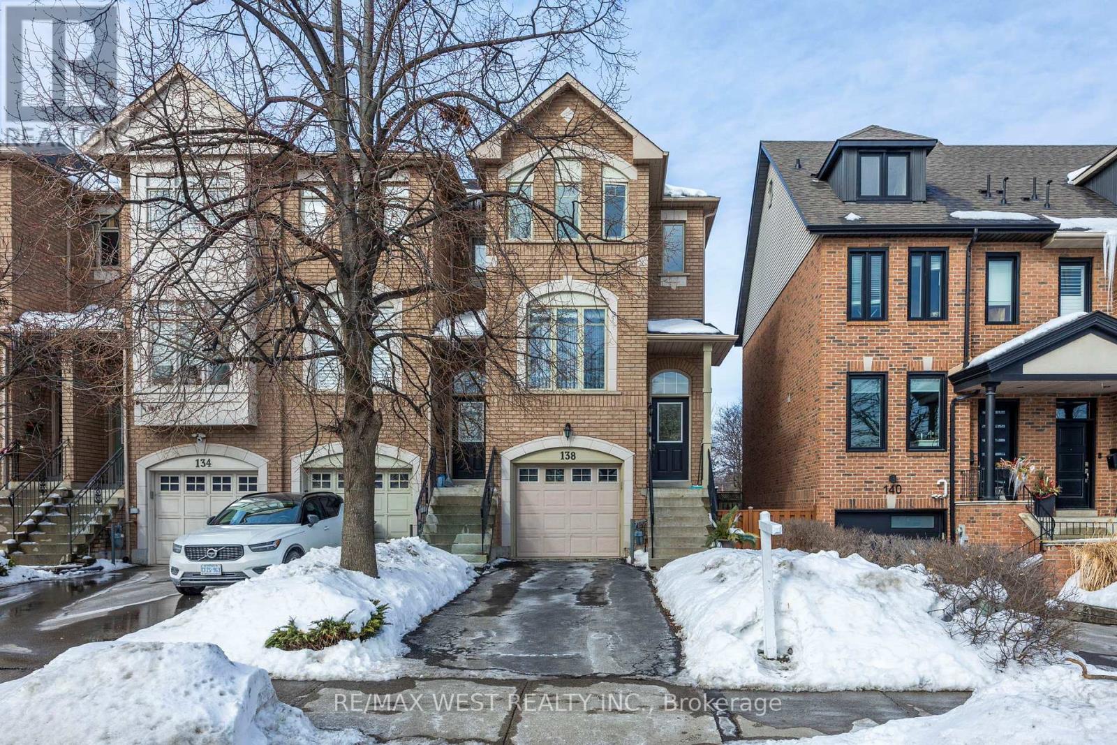 138 MANITOBA STREET, Toronto, Ontario