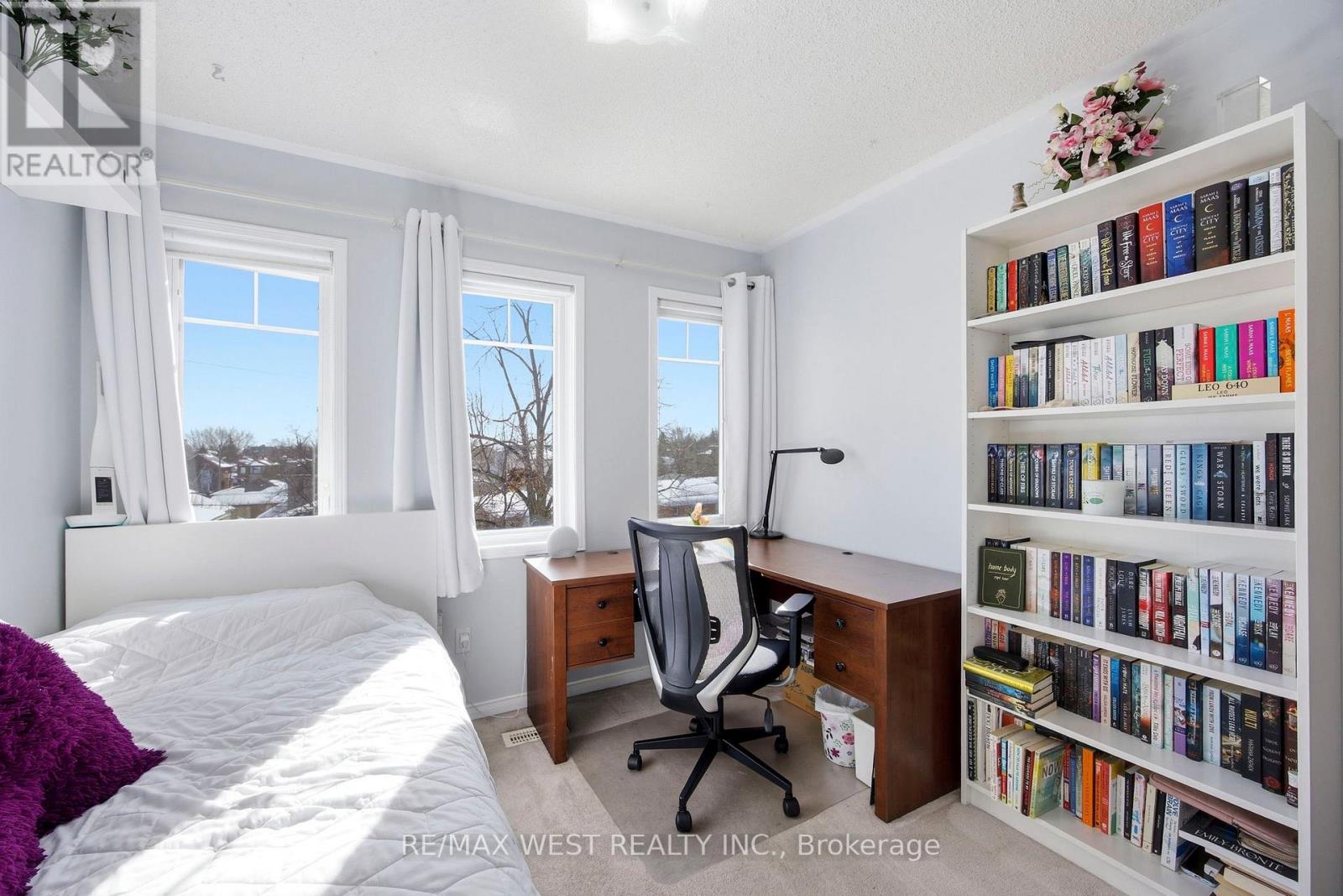 138 Manitoba Street, Toronto, Ontario  M8Y 1E3 - Photo 22 - W12797036