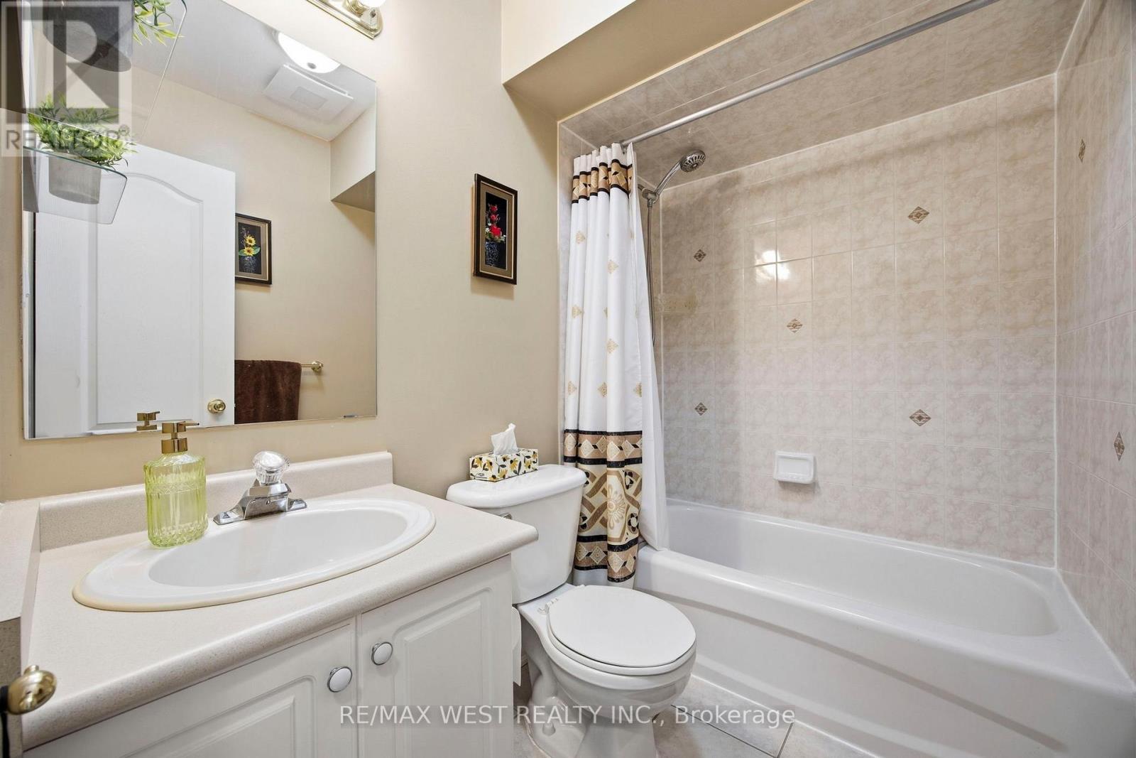 138 Manitoba Street, Toronto, Ontario  M8Y 1E3 - Photo 28 - W12797036