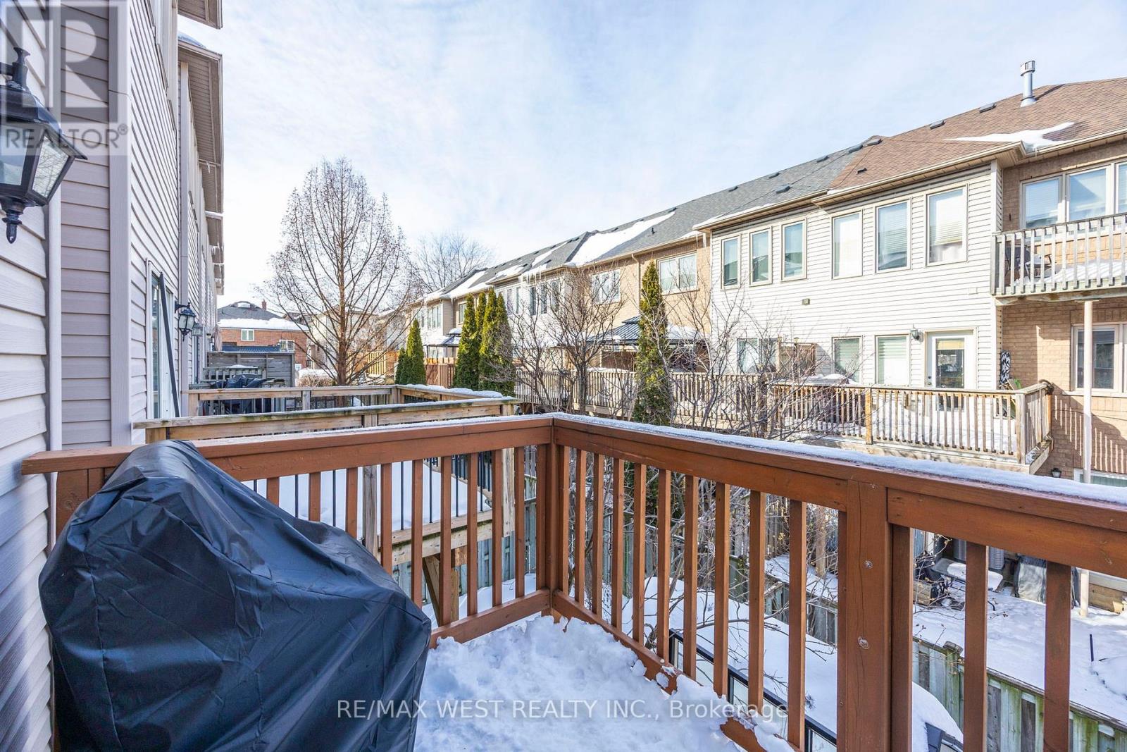 138 Manitoba Street, Toronto, Ontario  M8Y 1E3 - Photo 33 - W12797036