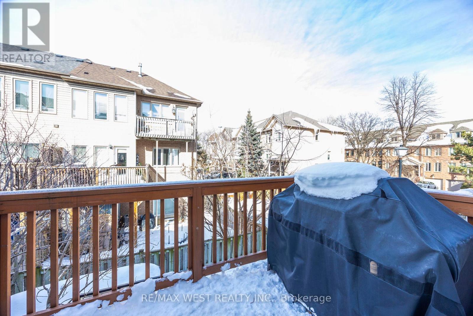 138 Manitoba Street, Toronto, Ontario  M8Y 1E3 - Photo 34 - W12797036